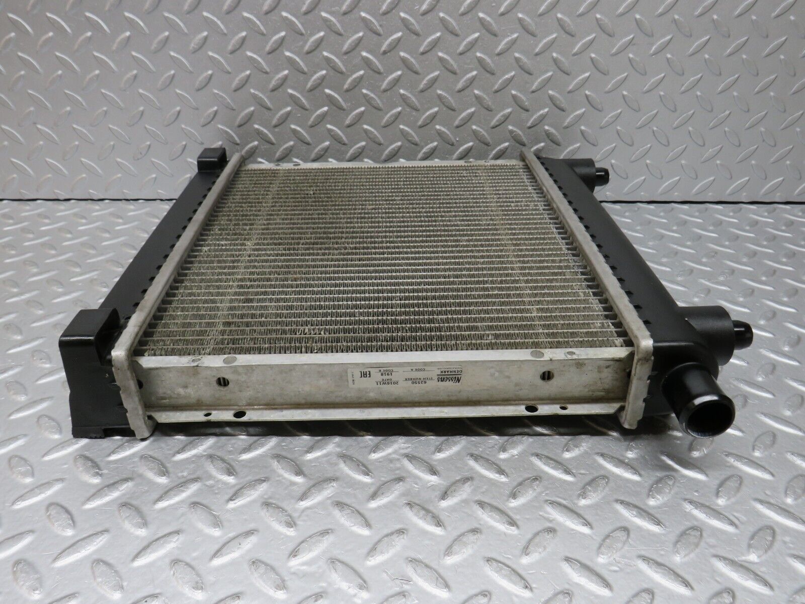 36658 Mercedes-Benz W201 190E 2.0L Coolant Radiator Nissens 62550