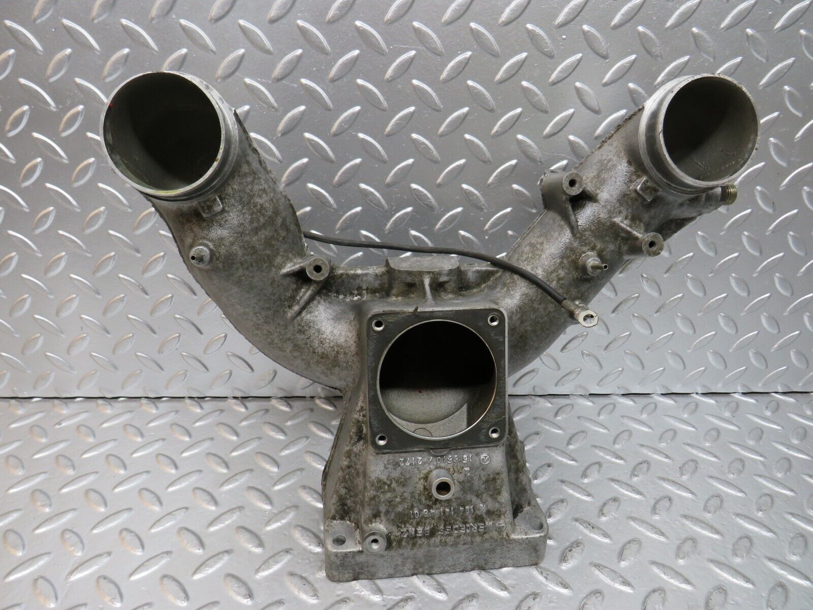 24830 Mercedes-Benz W140 S320 Air Intake Manifold 1041414801