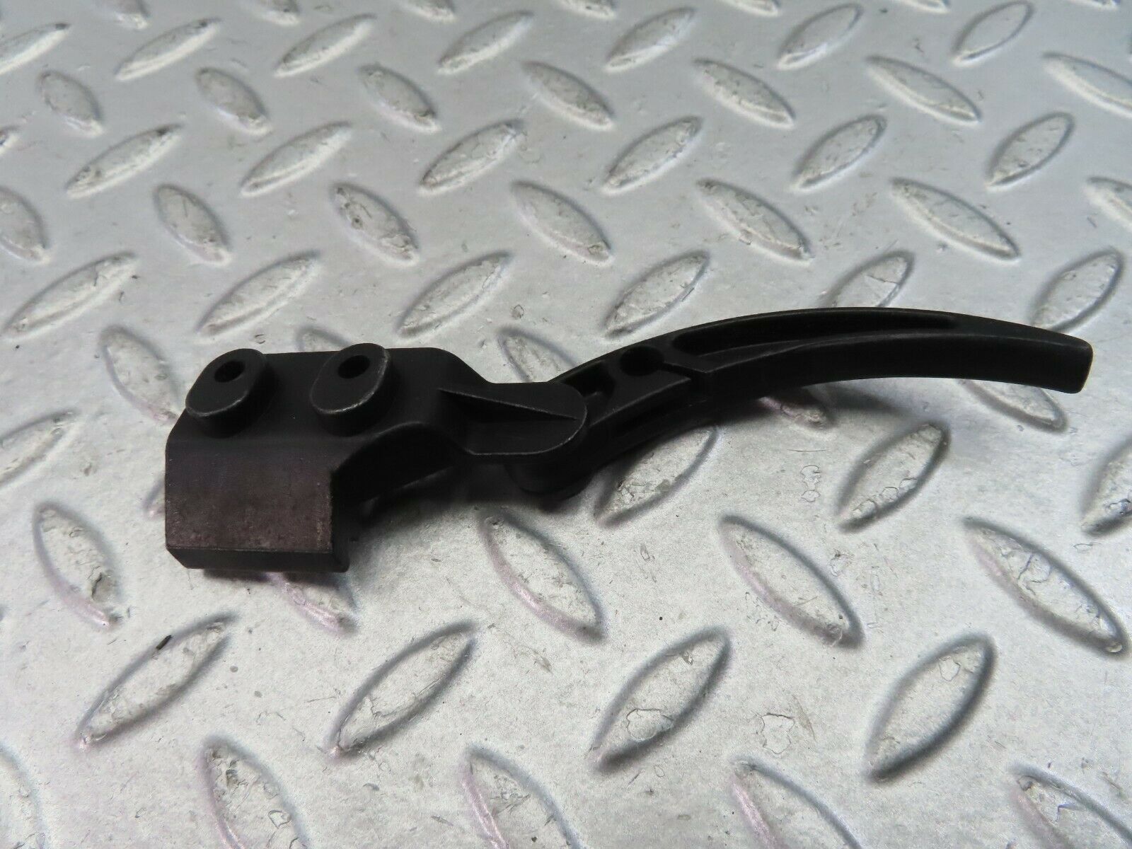 9221 Mercedes-Benz W115 Bonnet Opener