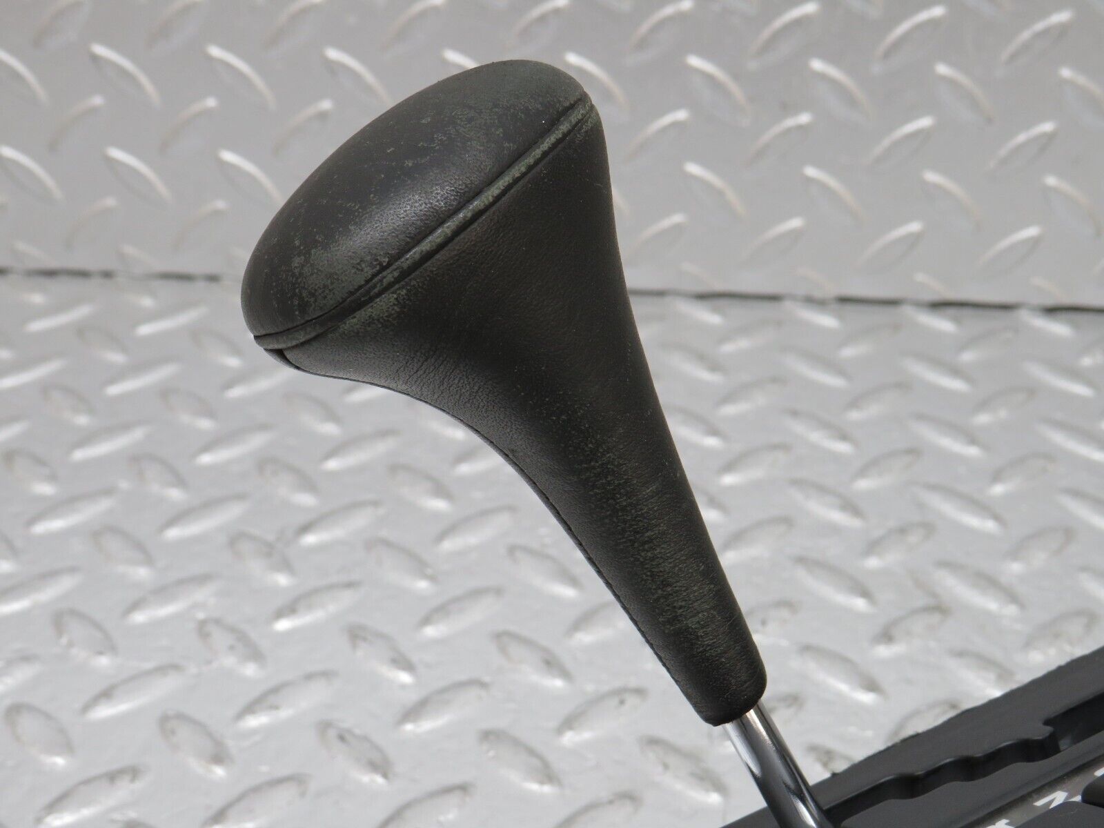 33720 Mercedes-Benz W201 190E 2.0L Automatic Gear Shift Selector 1242670405