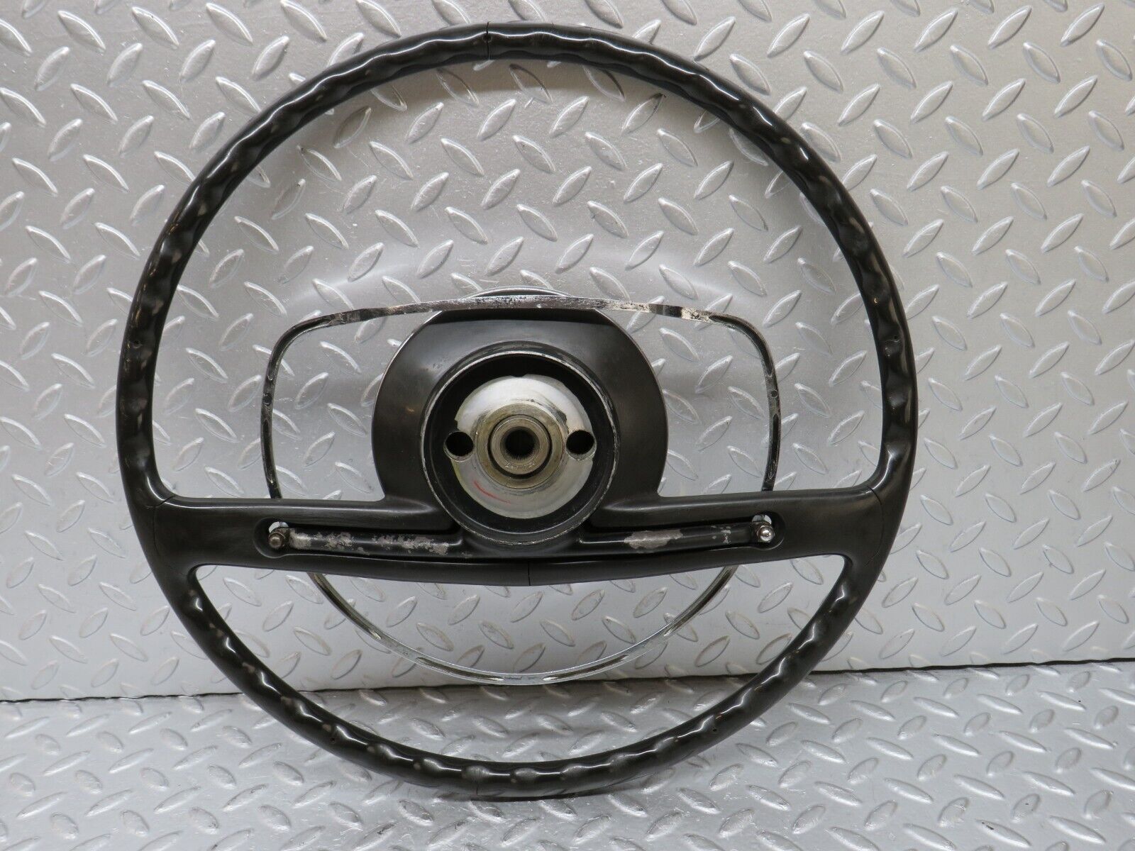35679 Mercedes-Benz W108 Steering Wheel