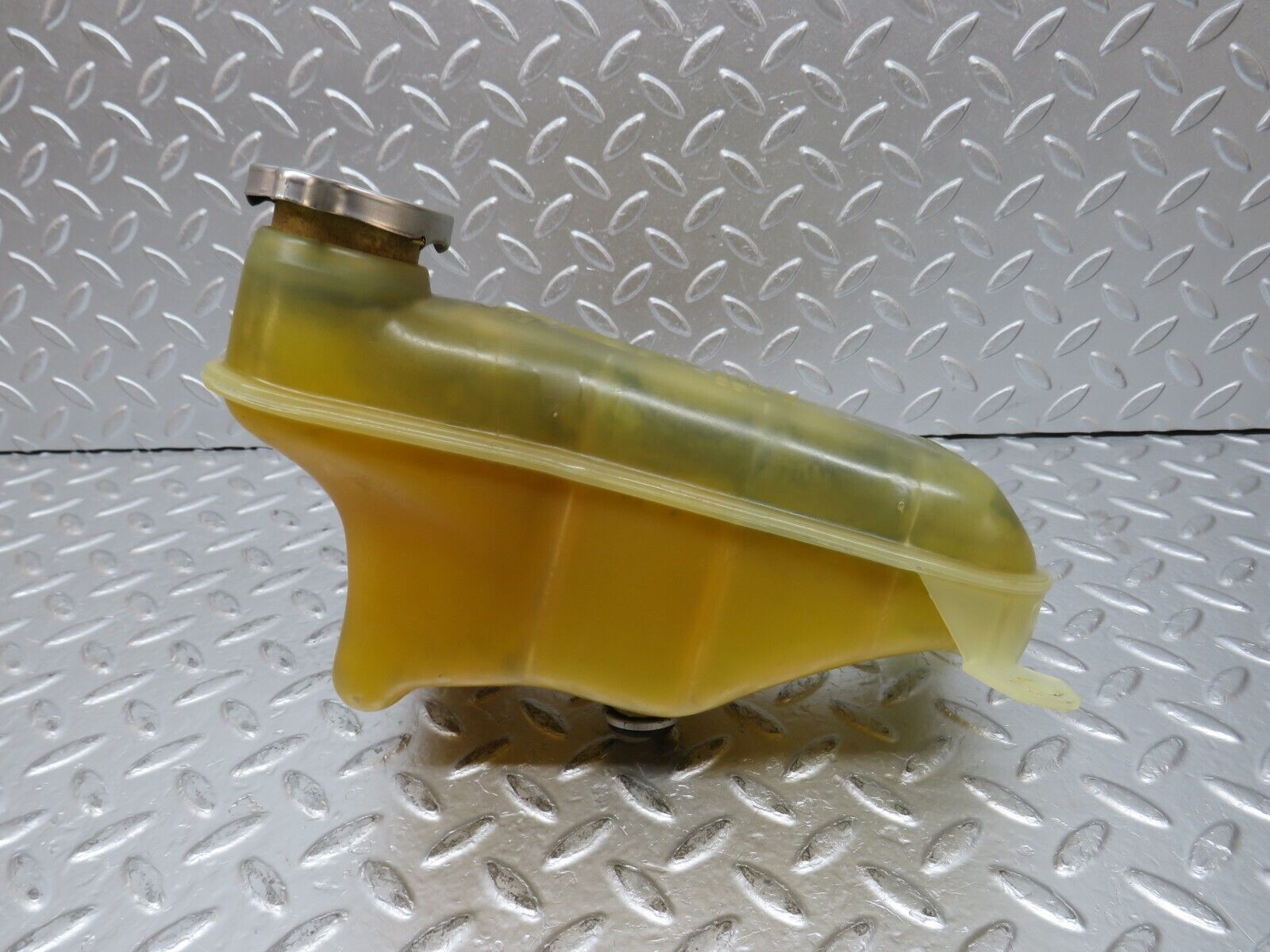 31848 Mercedes-Benz W201 190LE 1.8L Coolant Tank Reservoir 1245000649 1245000406