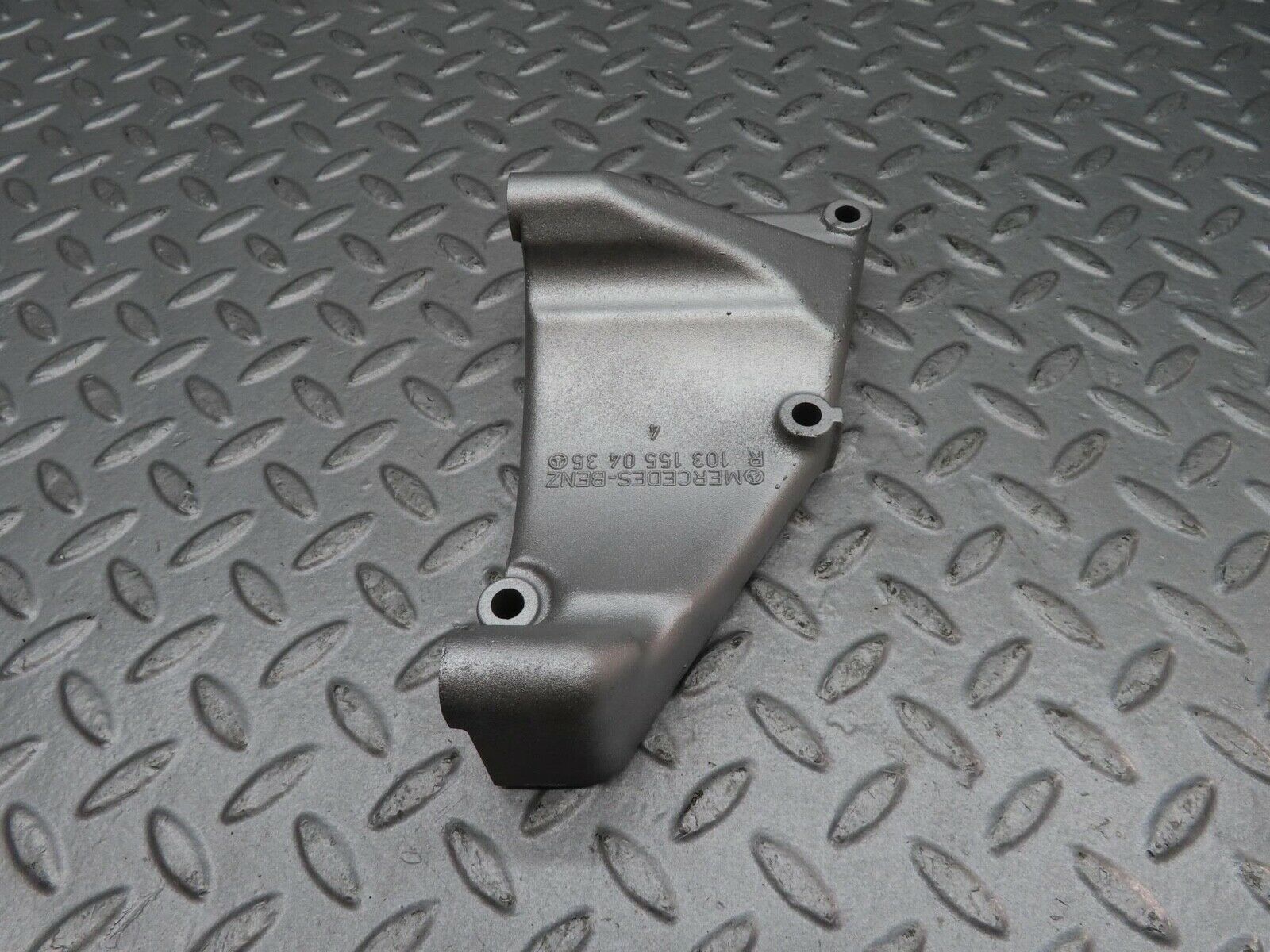 16369 Mercedes-Benz W124 260E Alternator Generator Bracket 1031550435