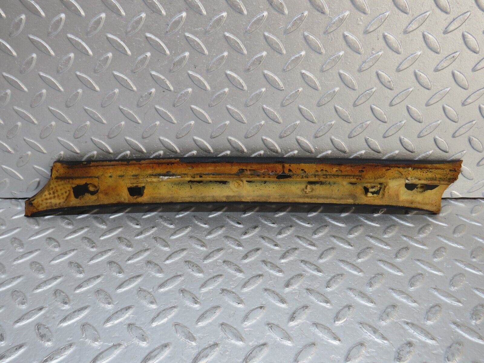 37392 Mercedes-Benz W109 300SEL A Pillar Cover Panel Right Side Blue