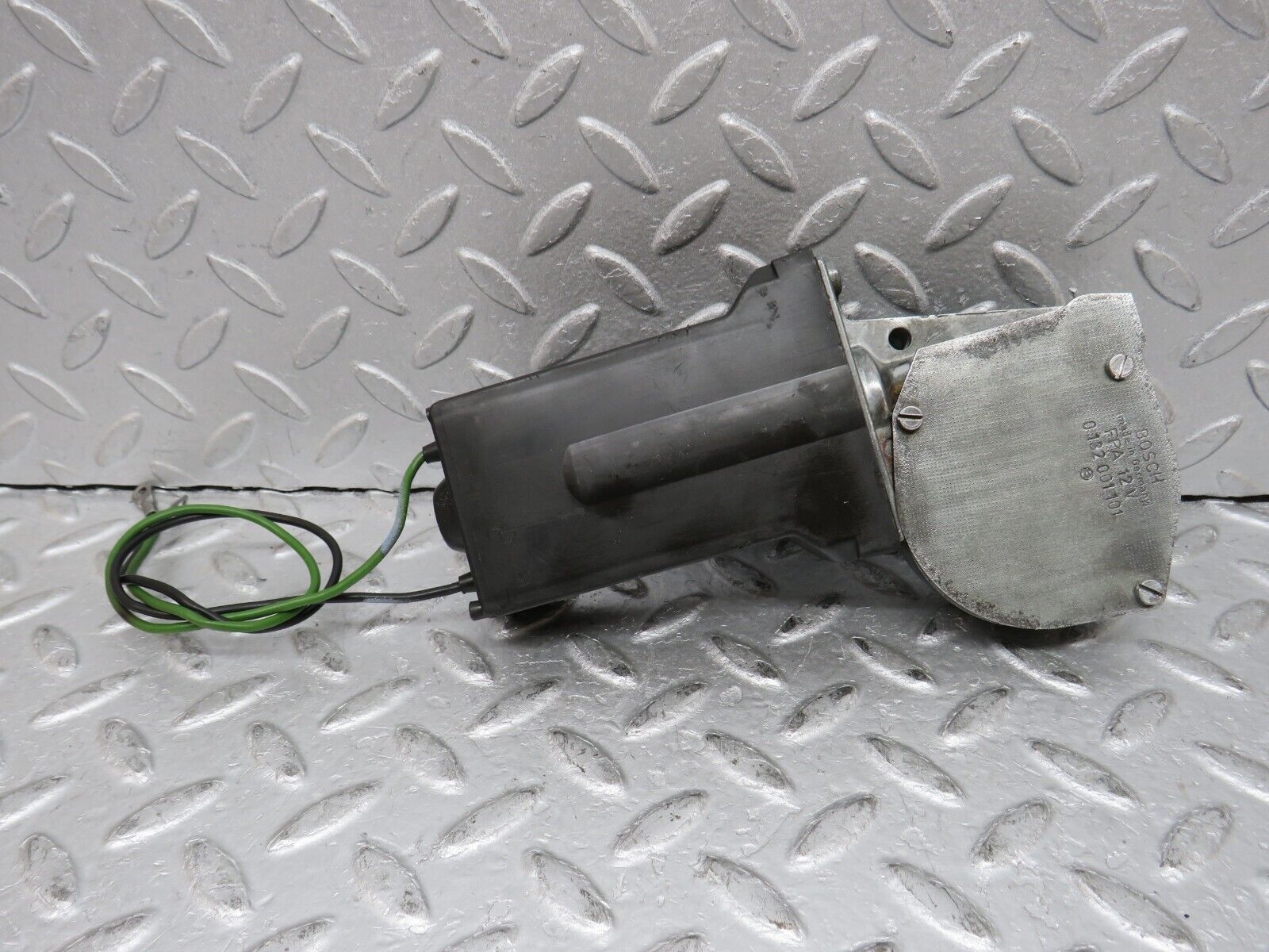 37420 Mercedes-Benz W109 300SEL Rear Left Window Regulator Motor Bosch 0132001101