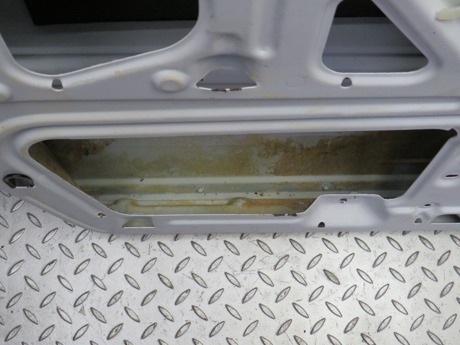 30248 Mercedes-Benz W124 230E Rear Left Door