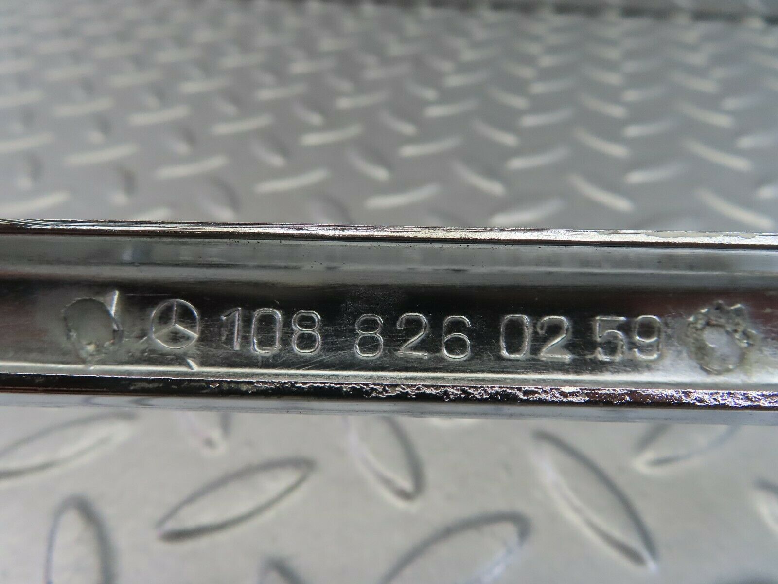 8835 Mercedes-Benz W108 Tail Light Chrome Frame Right 1088260259