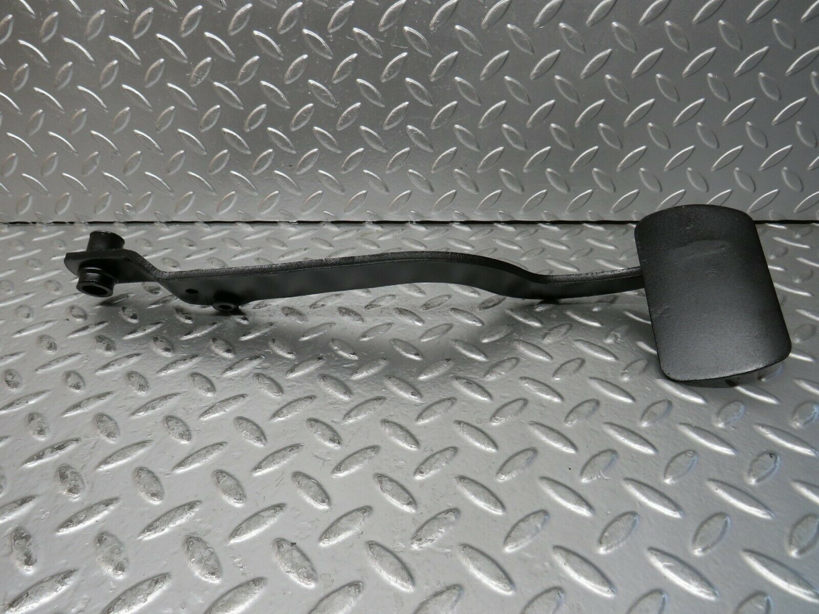 23839 Mercedes-Benz C107 450SLC Coupe Brake Pedal