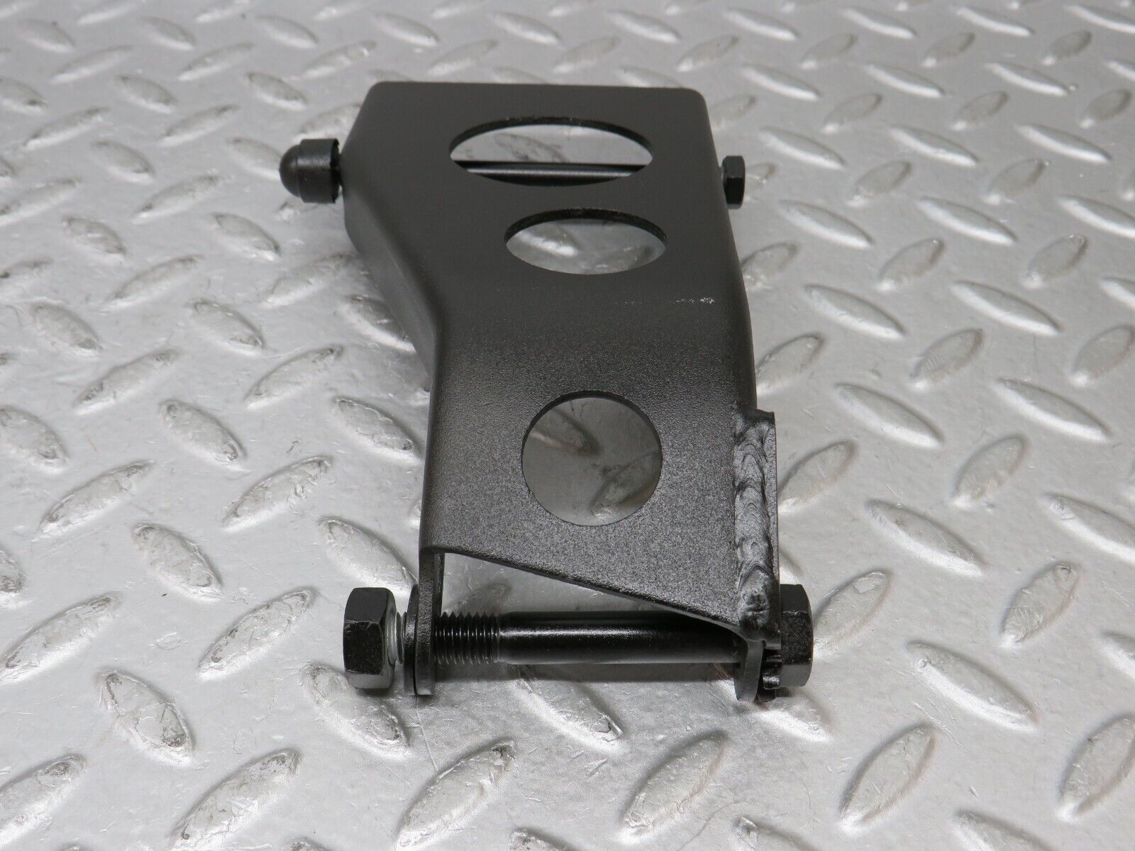 36349 Mercedes-Benz W126 420SE Alternator Generator Bracket