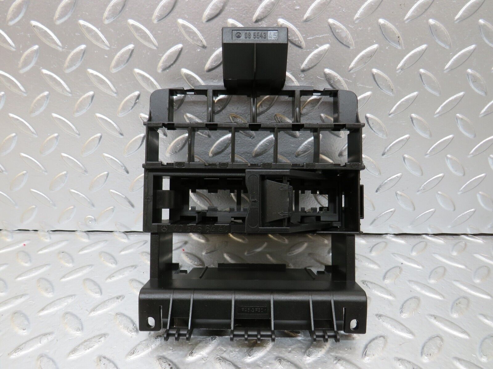 24741 Mercedes-Benz W140 S320 Relay Bracket 1405456440