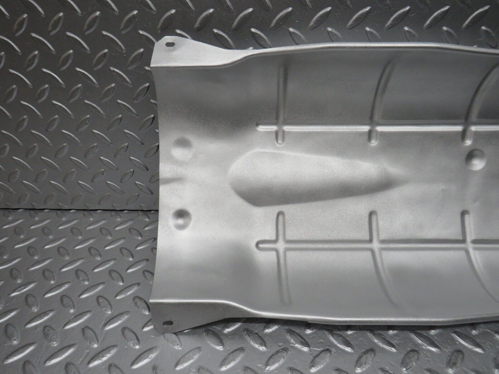 31654 Mercedes-Benz W201 190LE 1.8L Exhaust Heat Shield