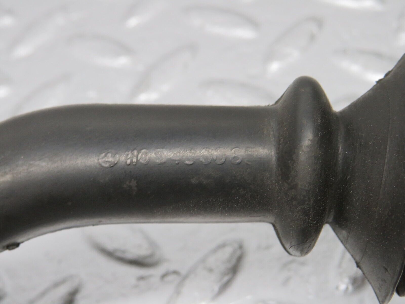 40331 Mercedes-Benz W110 230 Right Rubber Grommet Headlamp Cable 1105460085