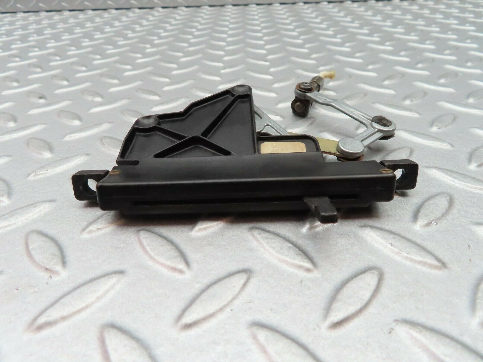 5224 Mercedes-Benz W116 350SE Heating Controller Blower Slider