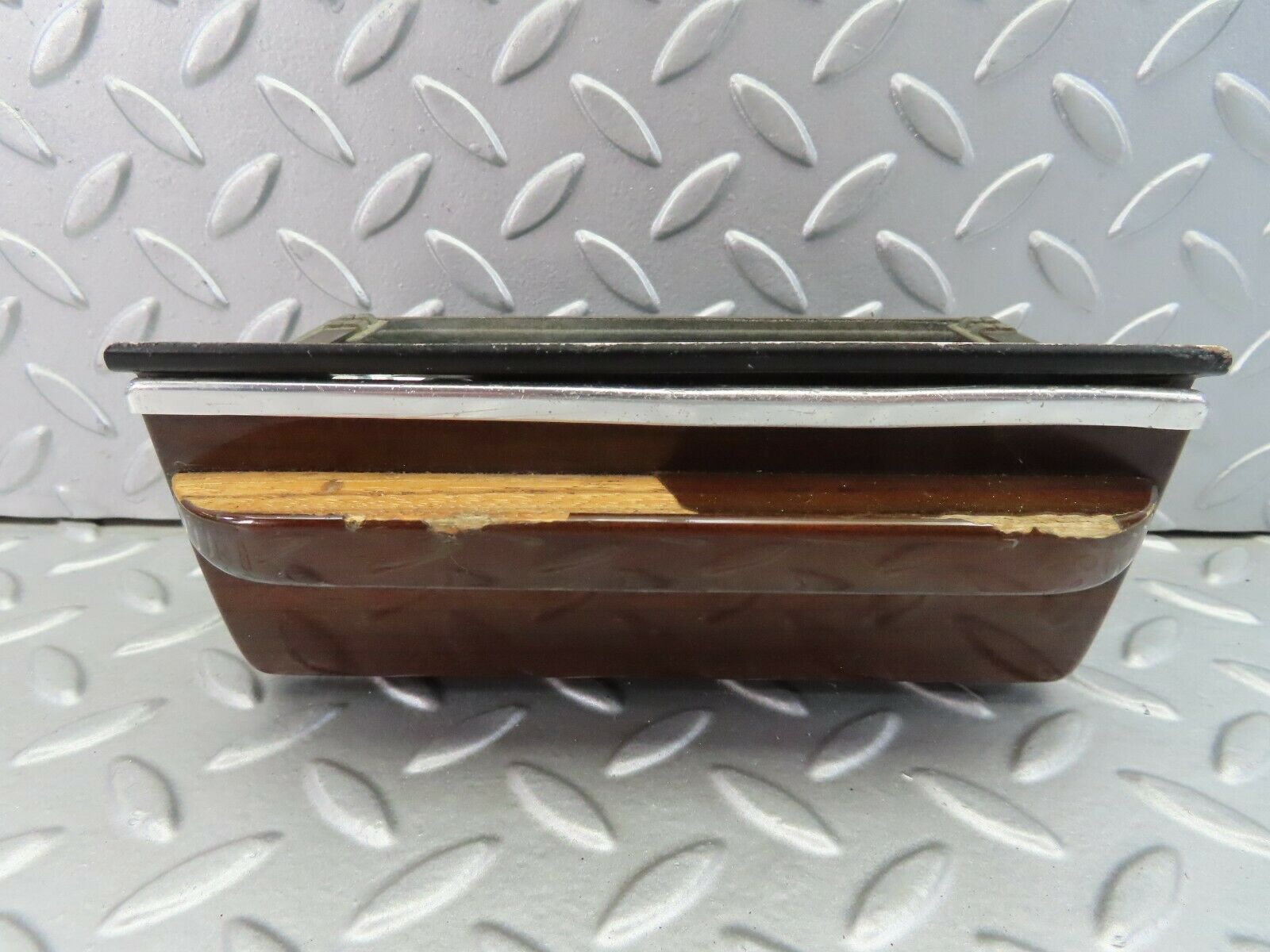 7330 Mercedes-Benz W116 450SE Centre Console Ashtray