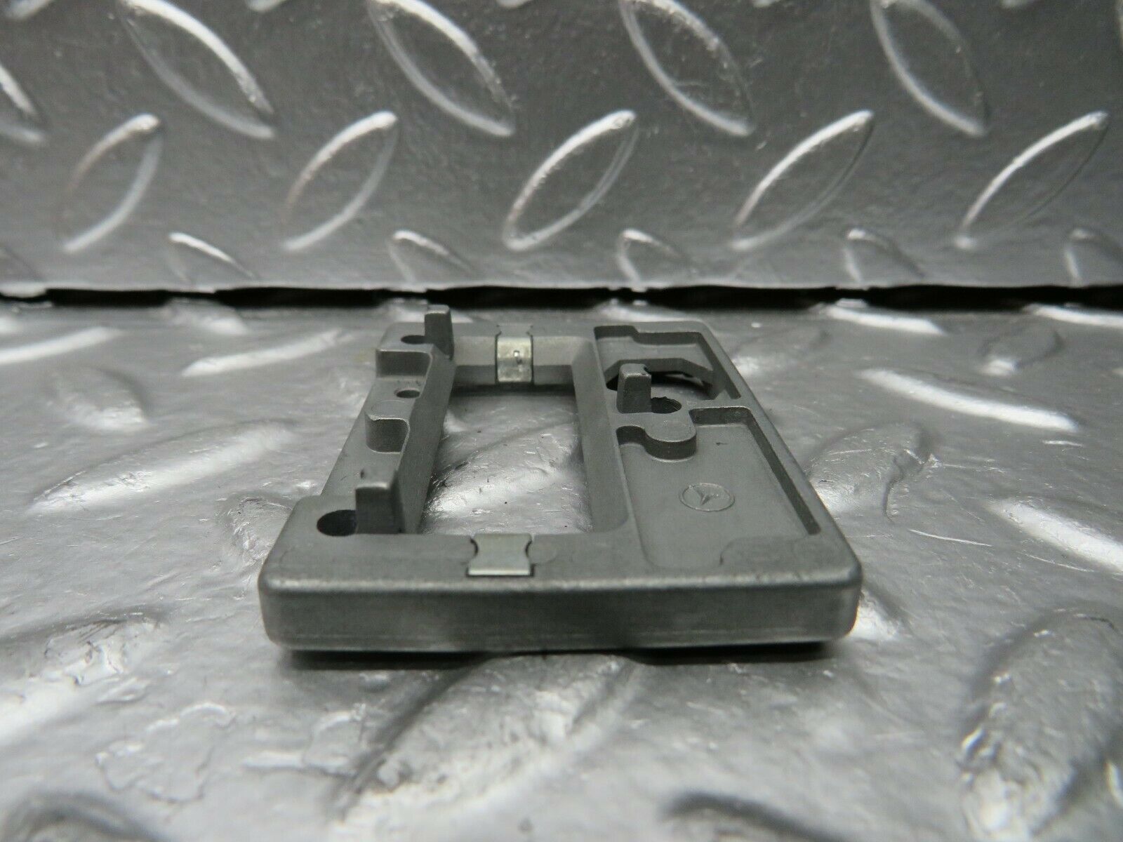 22580 Mercedes-Benz C124 E220 Coupe Rear View Mirror Mount Bracket