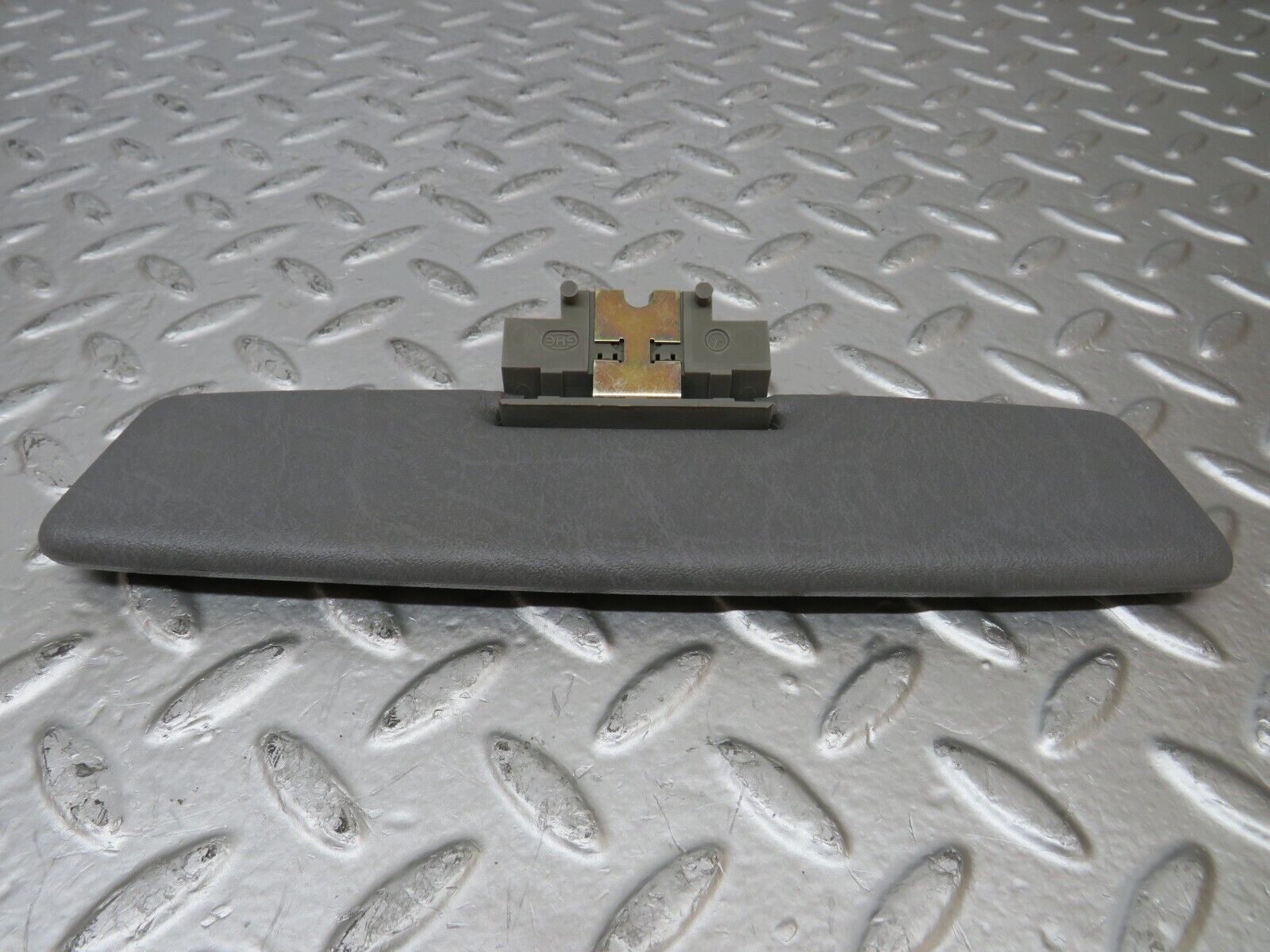 25899 Mercedes-Benz W124 280E Middle Sun Visor Grey