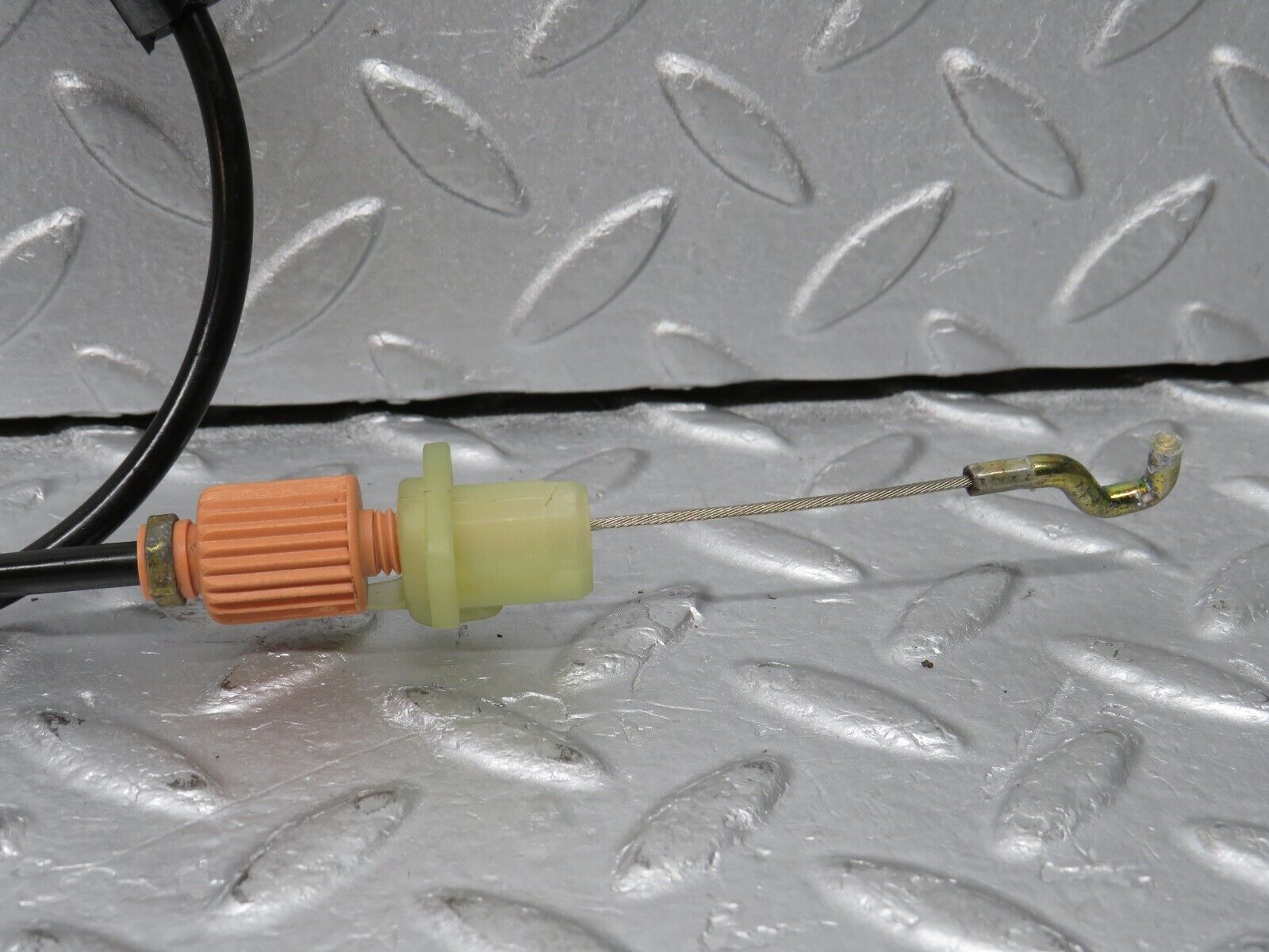 38476 Mercedes-Benz R129 280SL Coupe Door Lock Cable