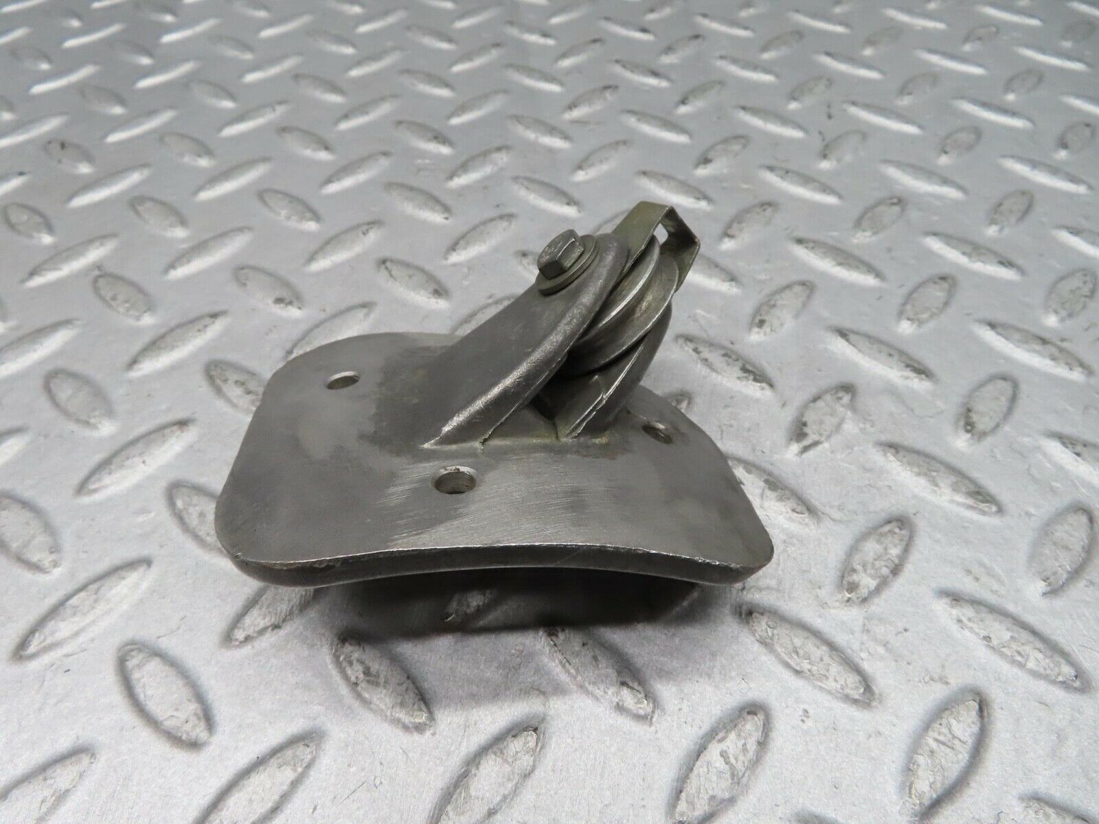 12464 Mercedes-Benz W108 280SE 3.5 Handbrake Cable Regulator 1084270181