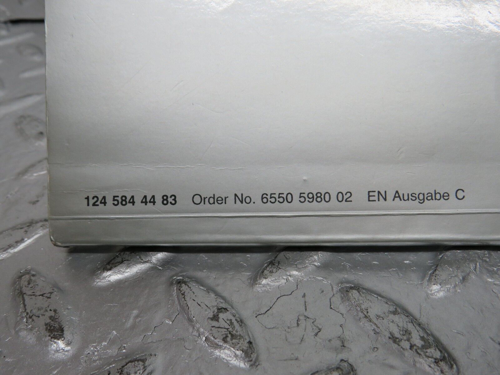 30535 Mercedes-Benz W124 230E Owners Manual 1245844483