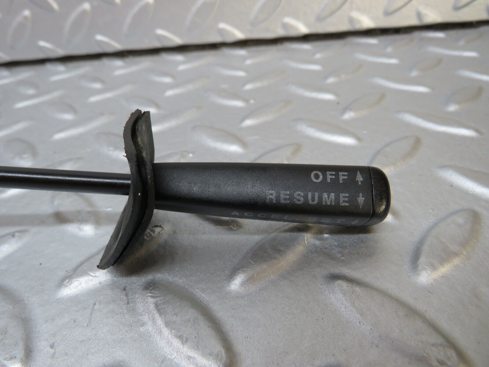 36977 Mercedes-Benz C126 420SEC Coupe Cruise Control Stalk