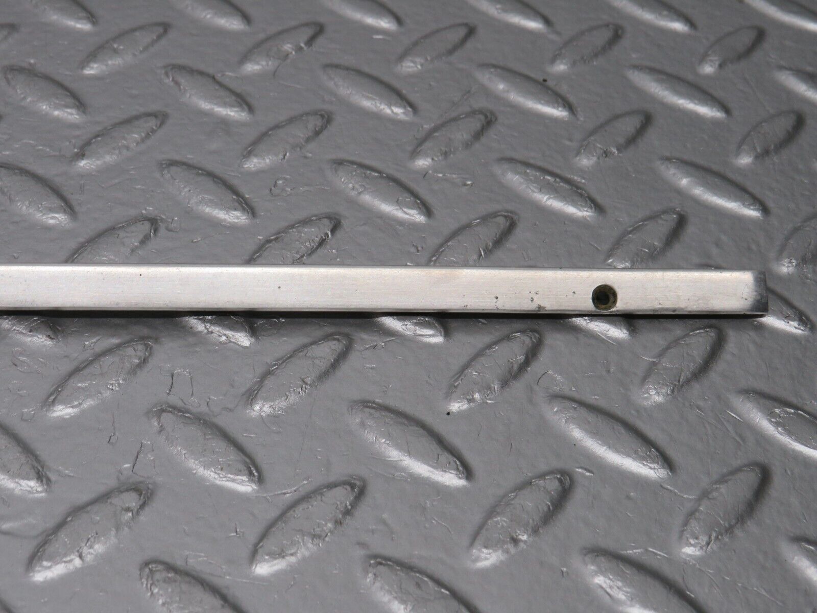 0743 Mercedes-Benz C107 350SLC Coupe Sunroof Chrome Trim