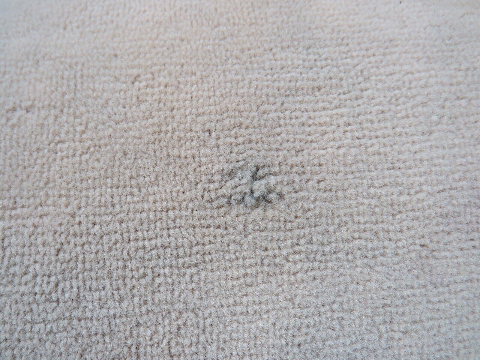 34381 Mercedes-Benz C126 380SEC Coupe Trunk Boot Carpet