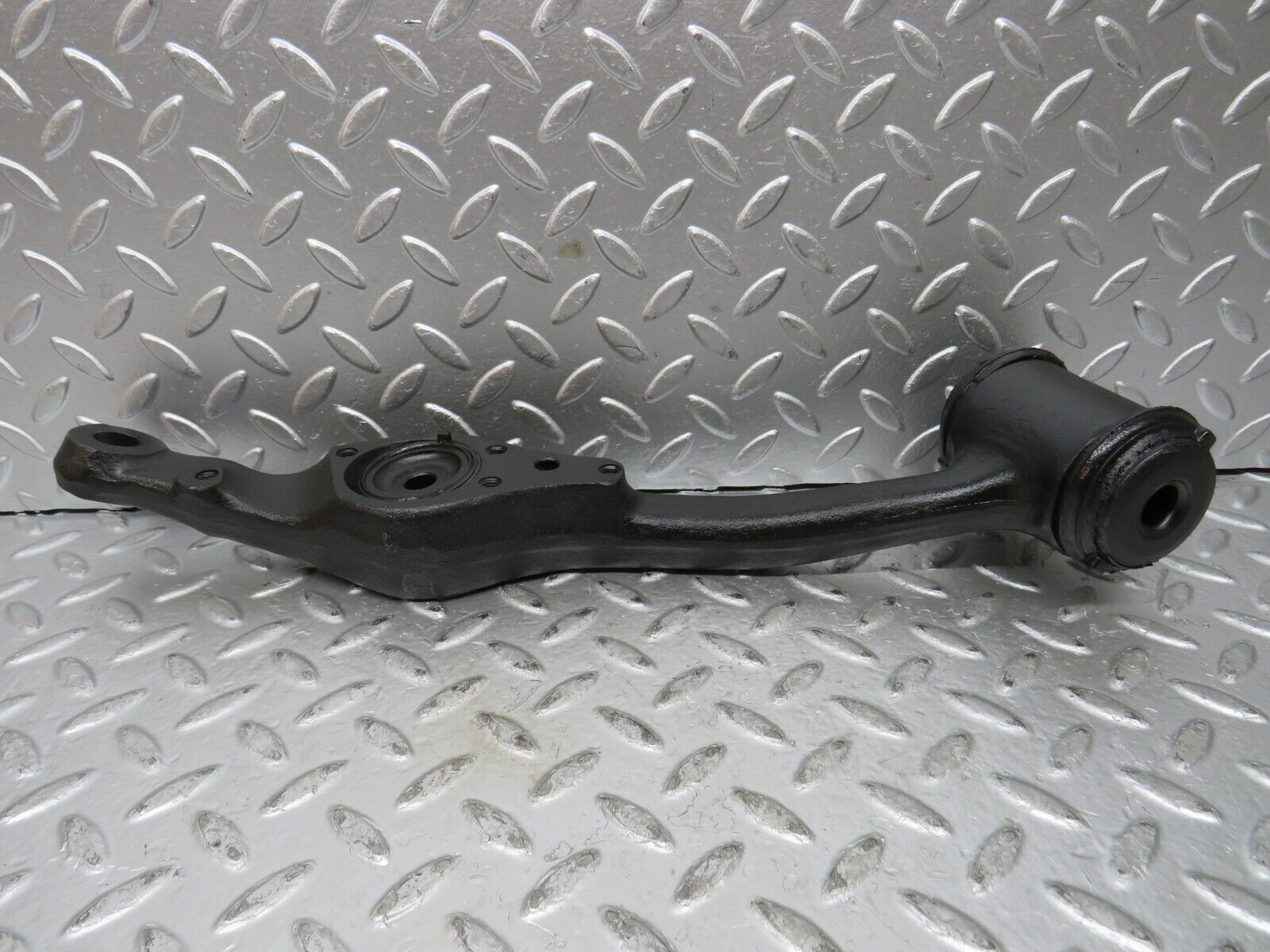 27456 Mercedes-Benz W123 280E Front Right Lower Control Arm