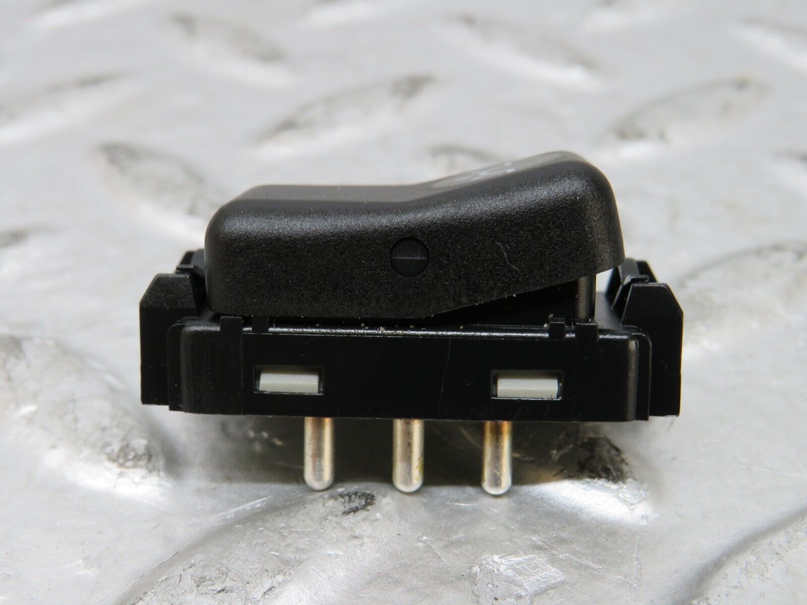 26527 Mercedes-Benz C124 220CE Coupe Interior Dome Light Switch 1248209810