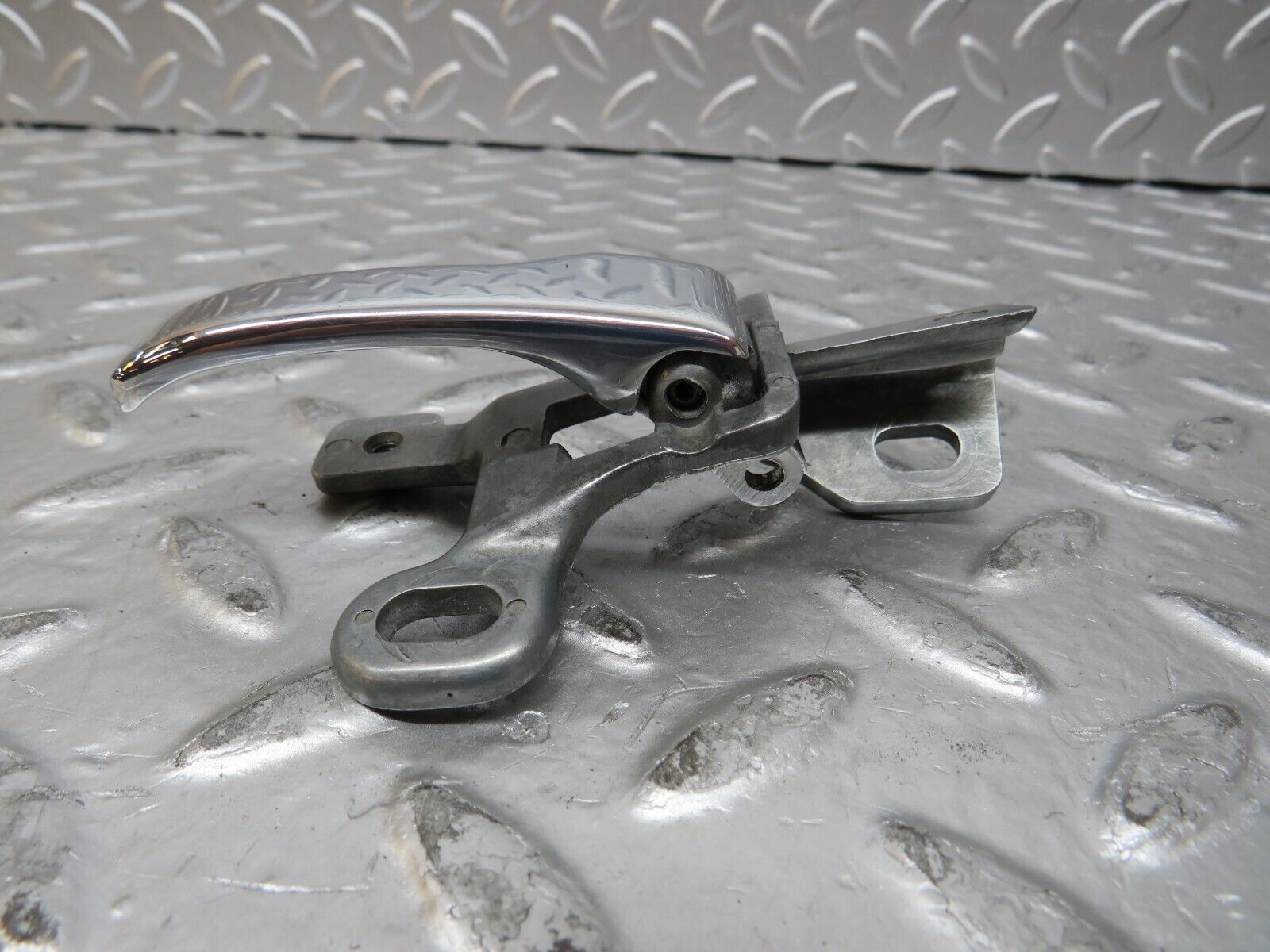 26811 Mercedes-Benz W123 240D Rear Right Interior Door Handle 1237600261