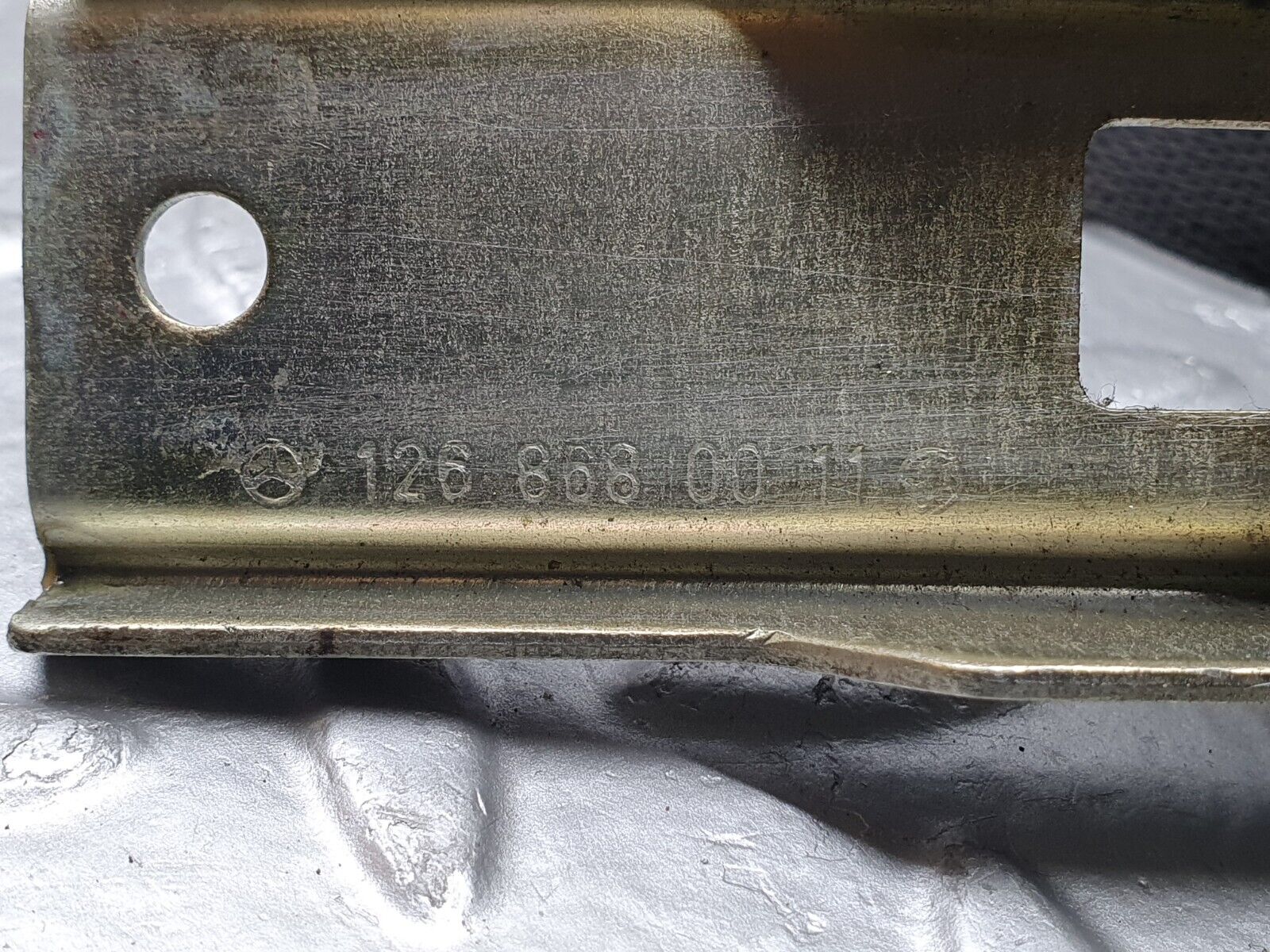 41269 Mercedes-Benz W126 300SE Front Left Seat Belt With Buckle 1268603986