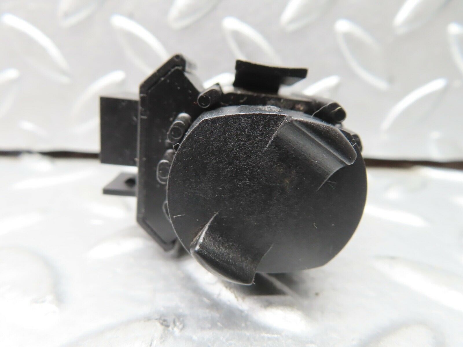 21595 Mercedes-Benz W126 300SE Kick Down Switch 0025452214