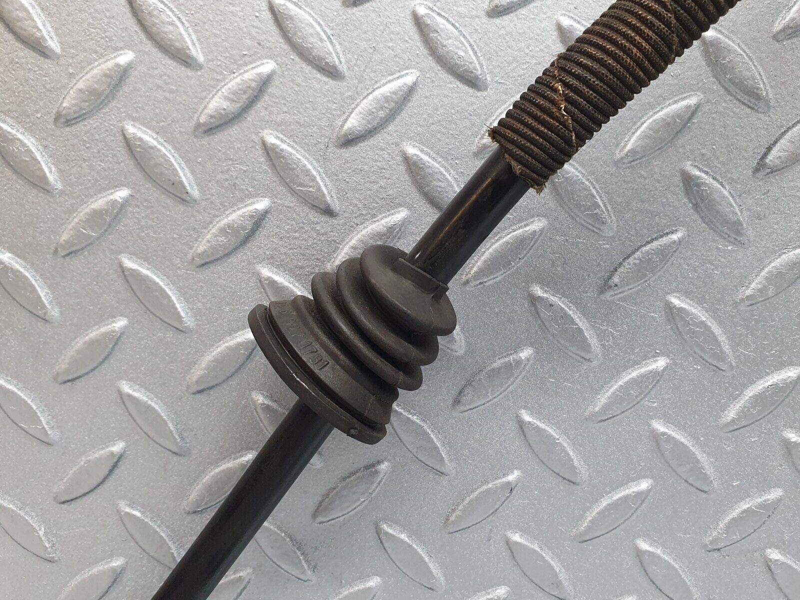 41155 Mercedes-Benz W126 300SE Brake Servo Vacuum Pipe 1269971781