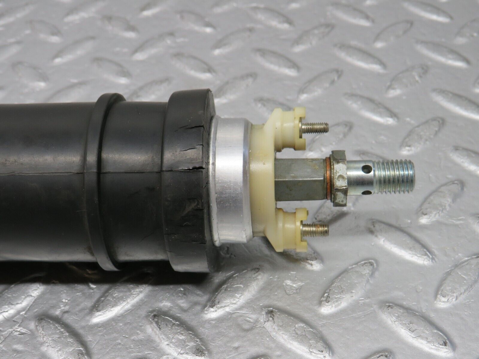 38843 Mercedes-Benz W201 190E 2.6L Fuel Pump