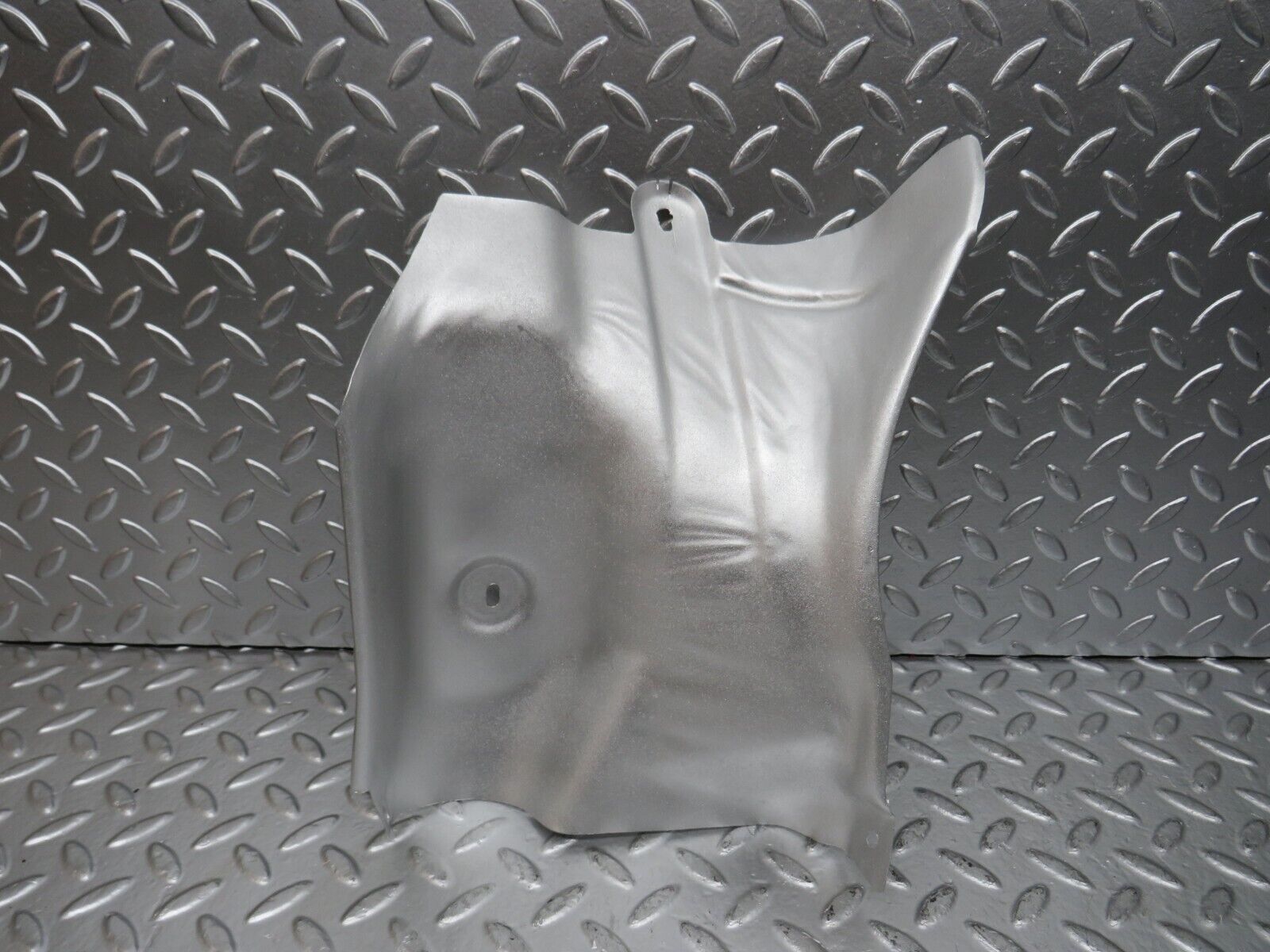 24764 Mercedes-Benz W140 S320 Exhaust Heat Shield