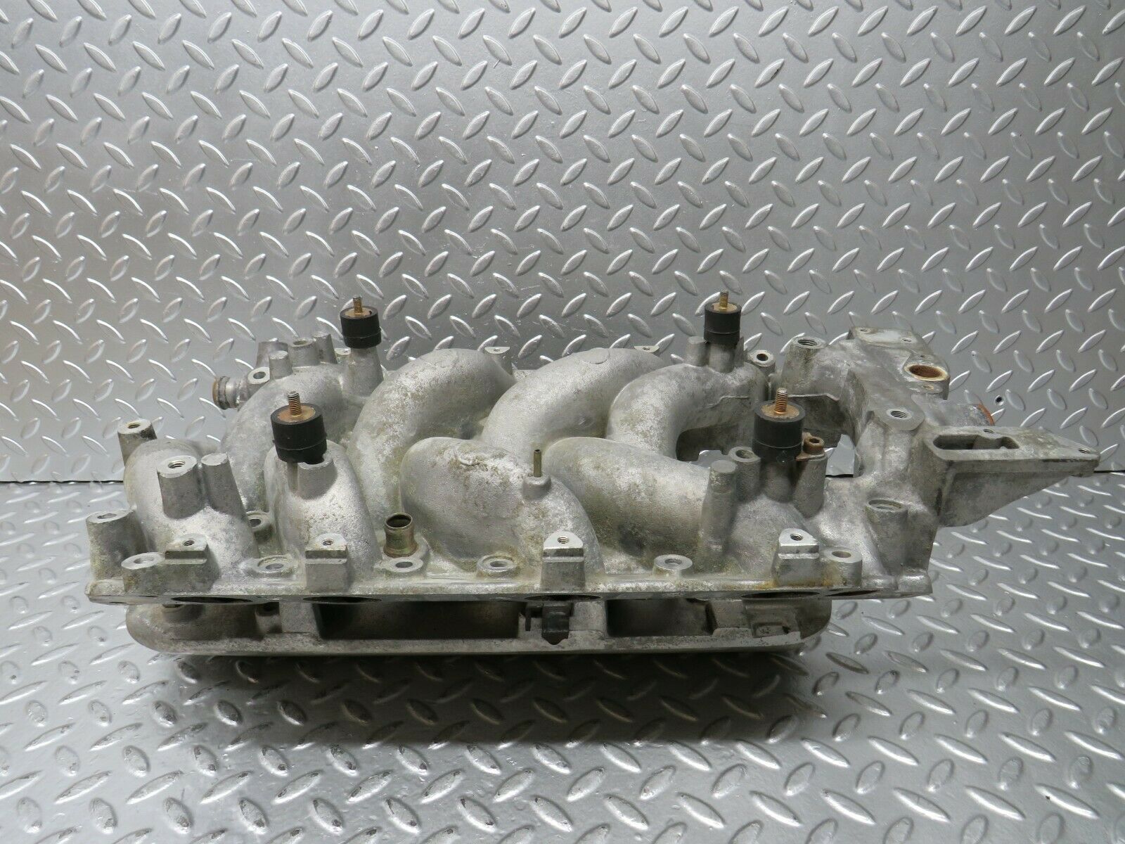 23425 Mercedes-Benz W116 350SE Intake Manifold 1161413501