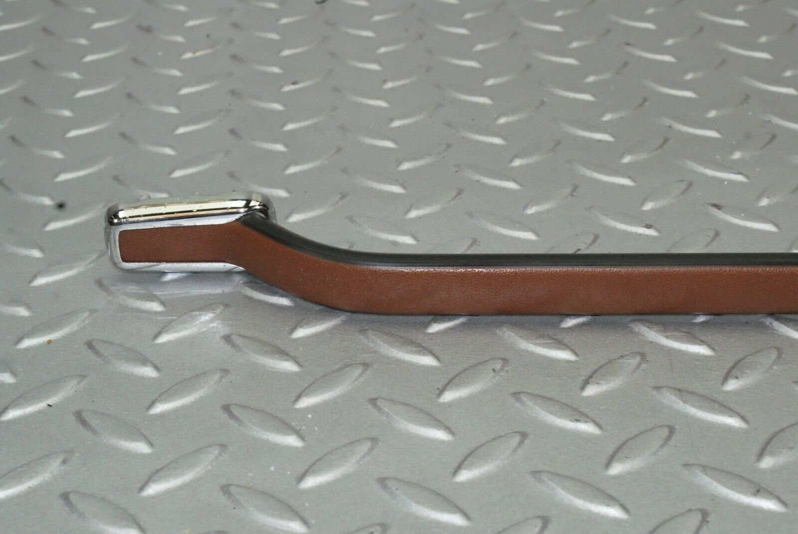 2525 Mercedes-Benz W116 350SE Interior Roof Grab Handle Front Brown