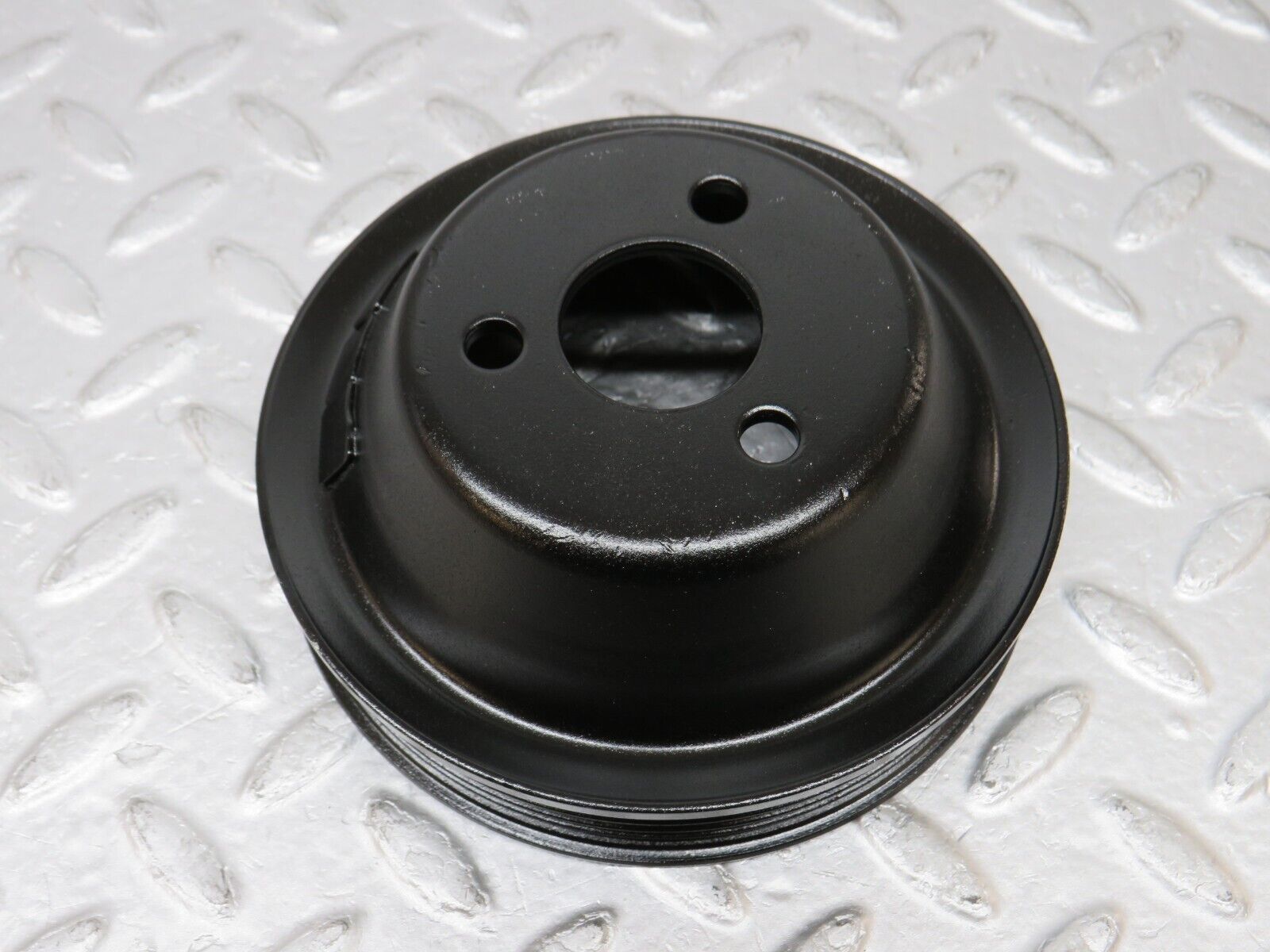 38104 Mercedes-Benz A124 320E Cabriolet Water Pump Pulley 1264600379