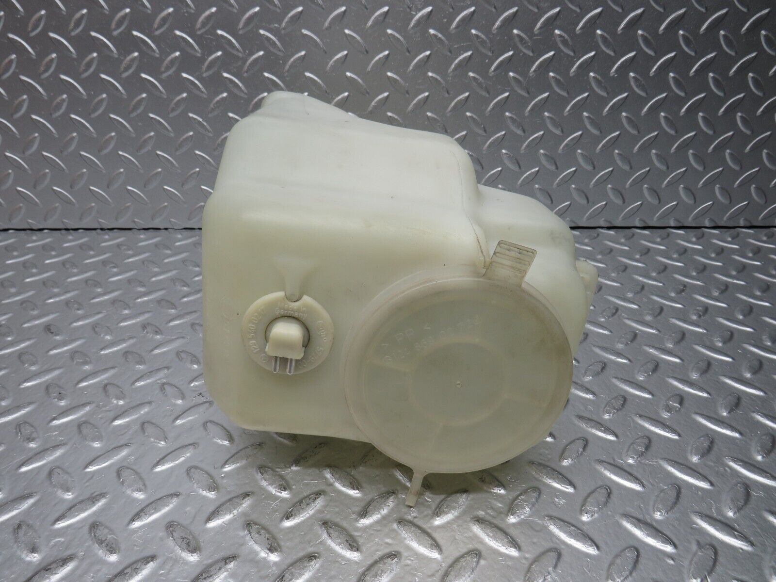 30434 Mercedes-Benz W124 230E Windscreen Washer Fluid Reservoir 1248691020