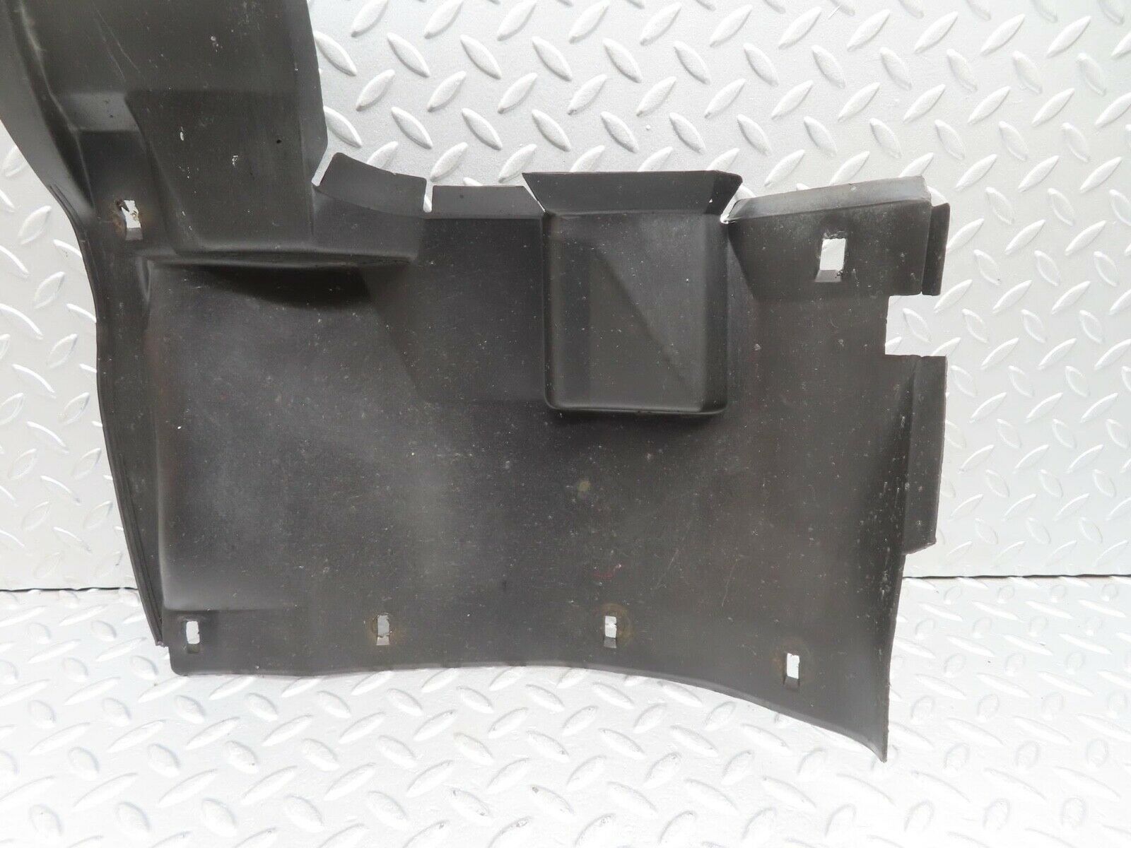 15017 Mercedes-Benz W140 S320 Wheel Arch Cover Front Right 1406983630