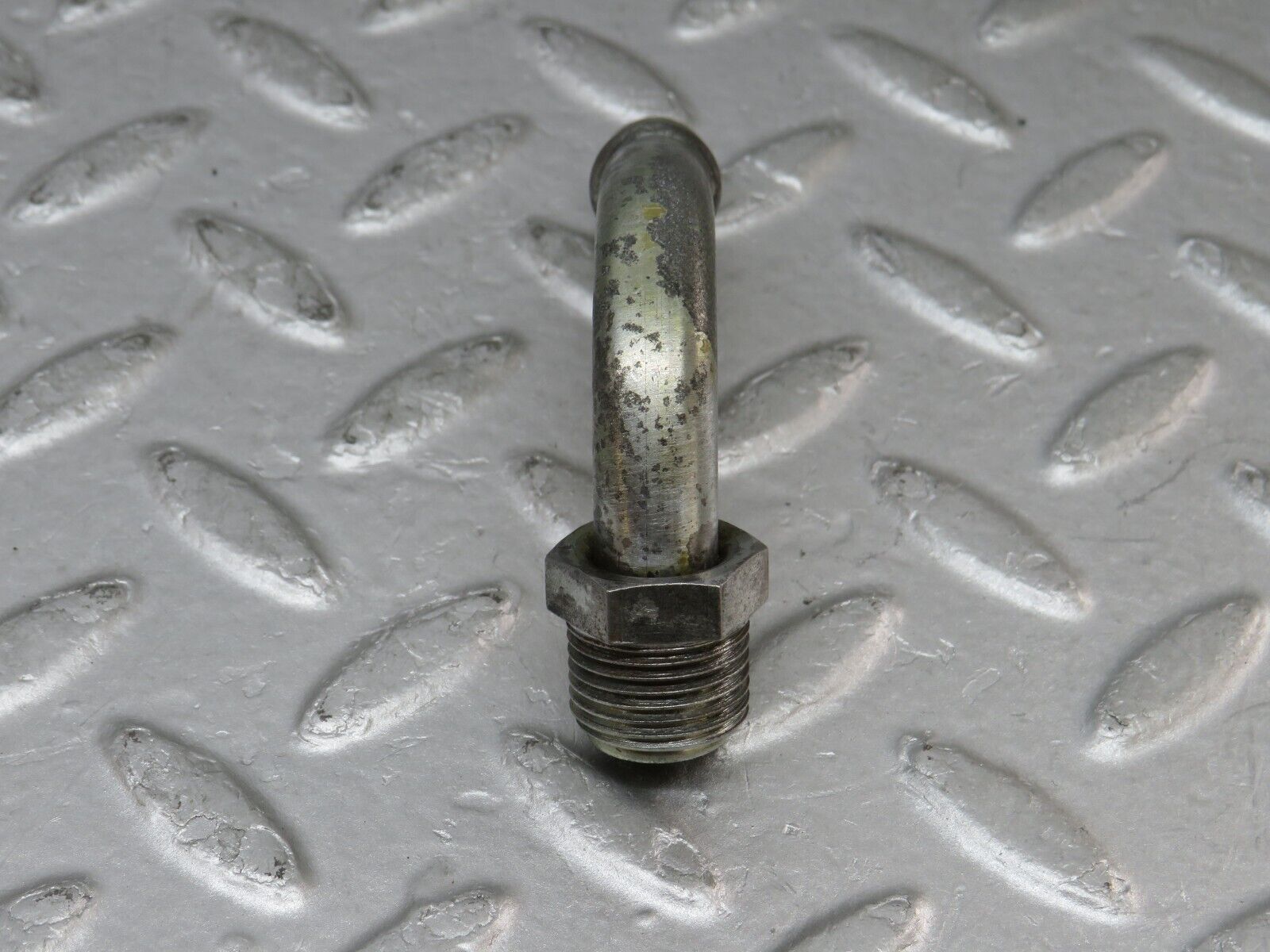 36306 Mercedes-Benz W126 420SE Power Steering Hose Pipe