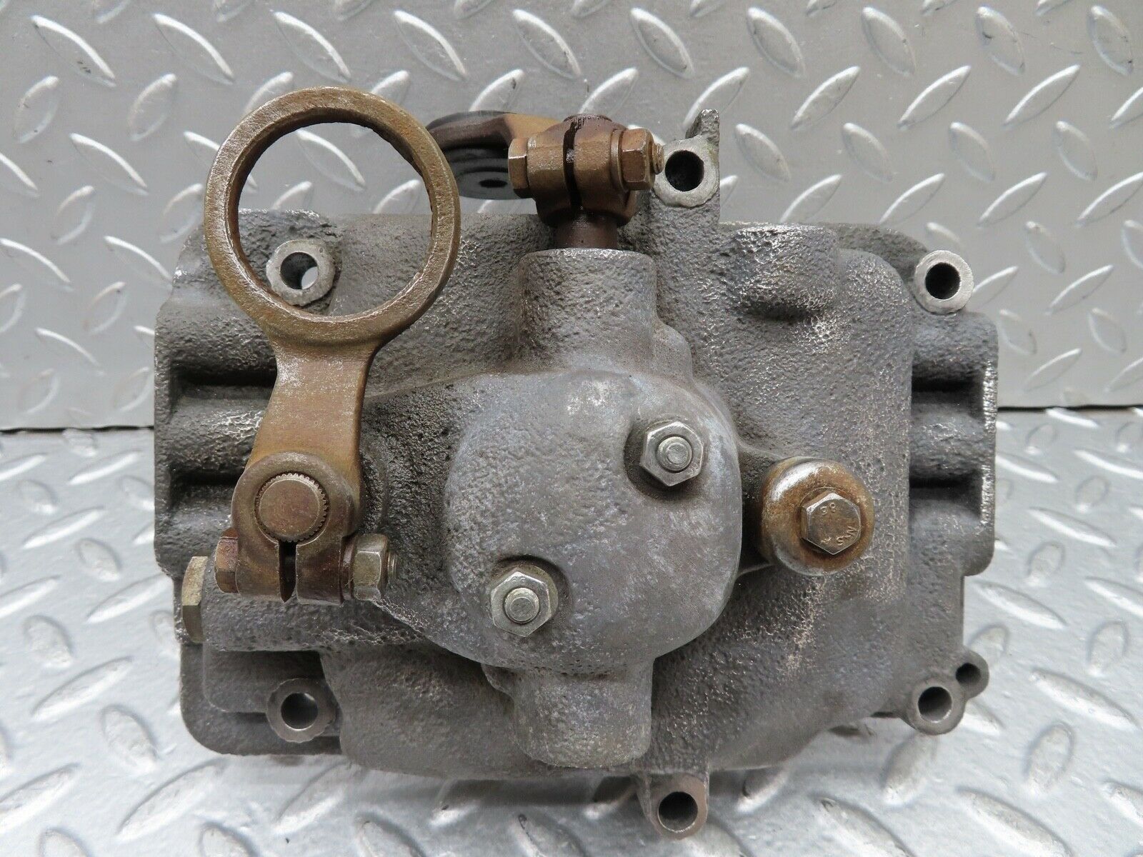 18519 Mercedes-Benz W111 Manual Gearbox Housing Top Cover 1802650107