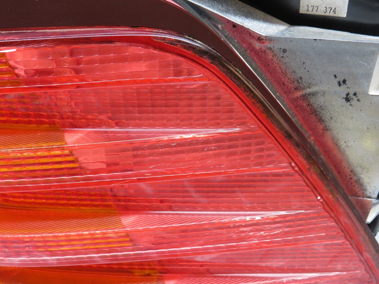 39348 Mercedes-Benz R129 320SL Coupe Tail Light Right Side