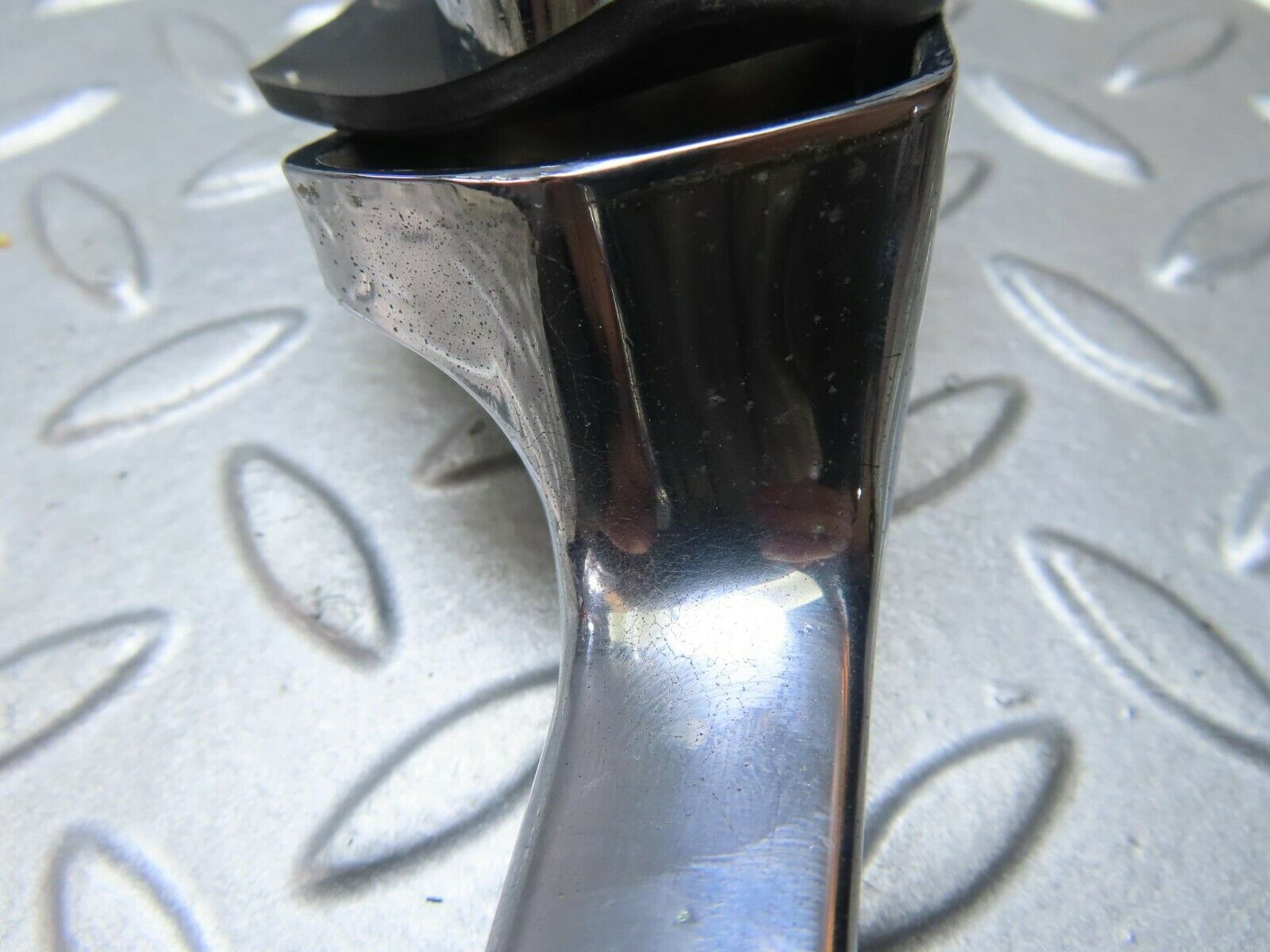 8734 Mercedes-Benz W108 Chrome Door Handle Front Left No Key 1087660701