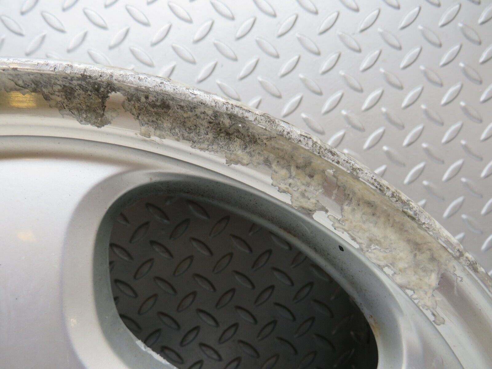 35086 Mercedes-Benz Alloy Wheel Set 7.5Jx16H2 ET41 2104011302