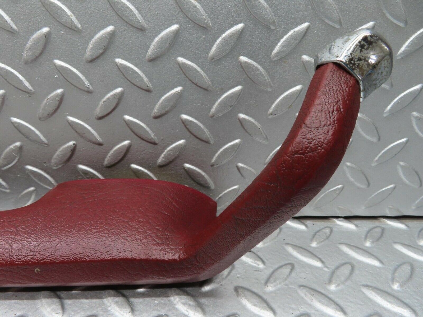 1777 Mercedes-Benz W108 280SE Door Handle Interior Front Left Brown