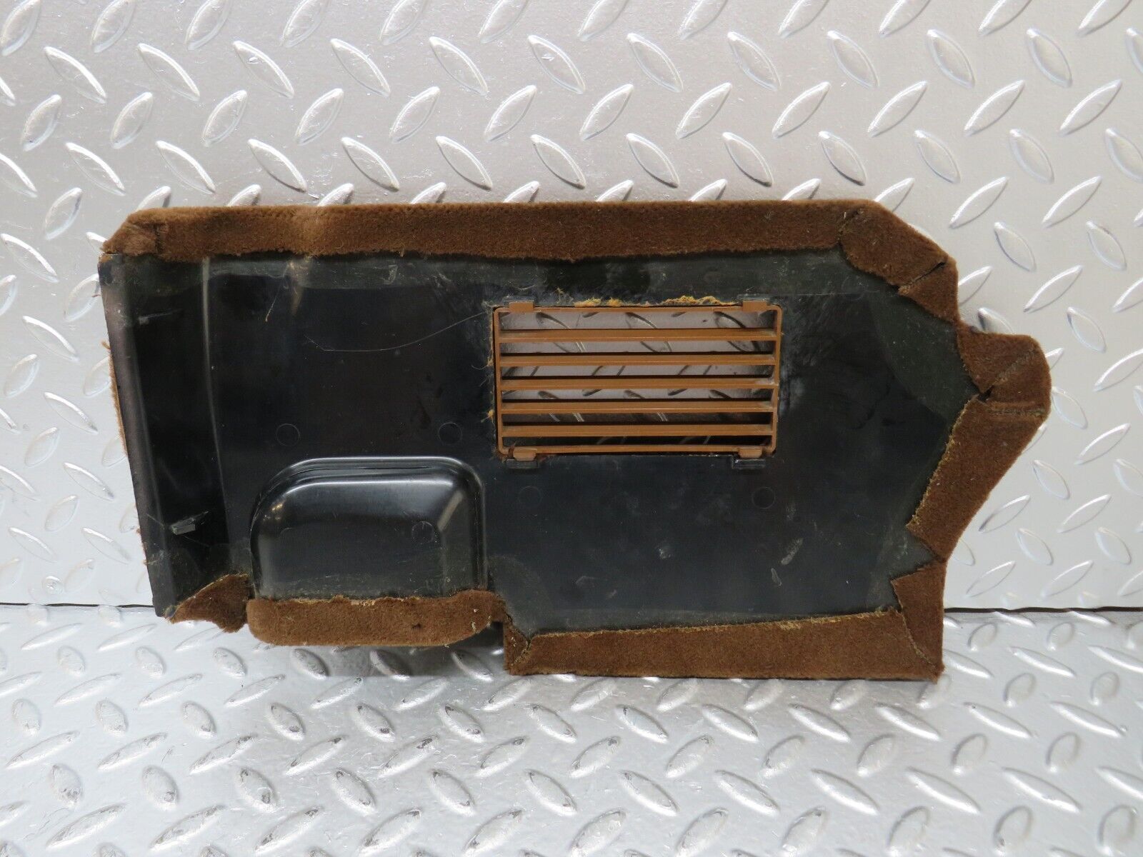 26170 Mercedes-Benz W116 450SE Front Right Kick Panel Brown