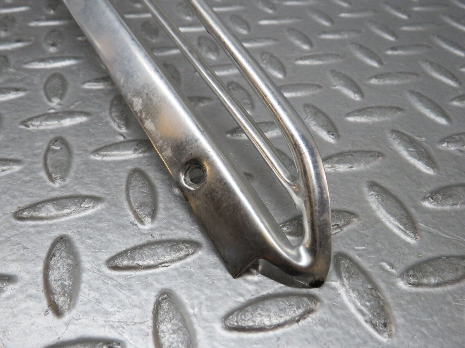 37373 Mercedes-Benz W109 300SEL Air Intake Chrome Grill