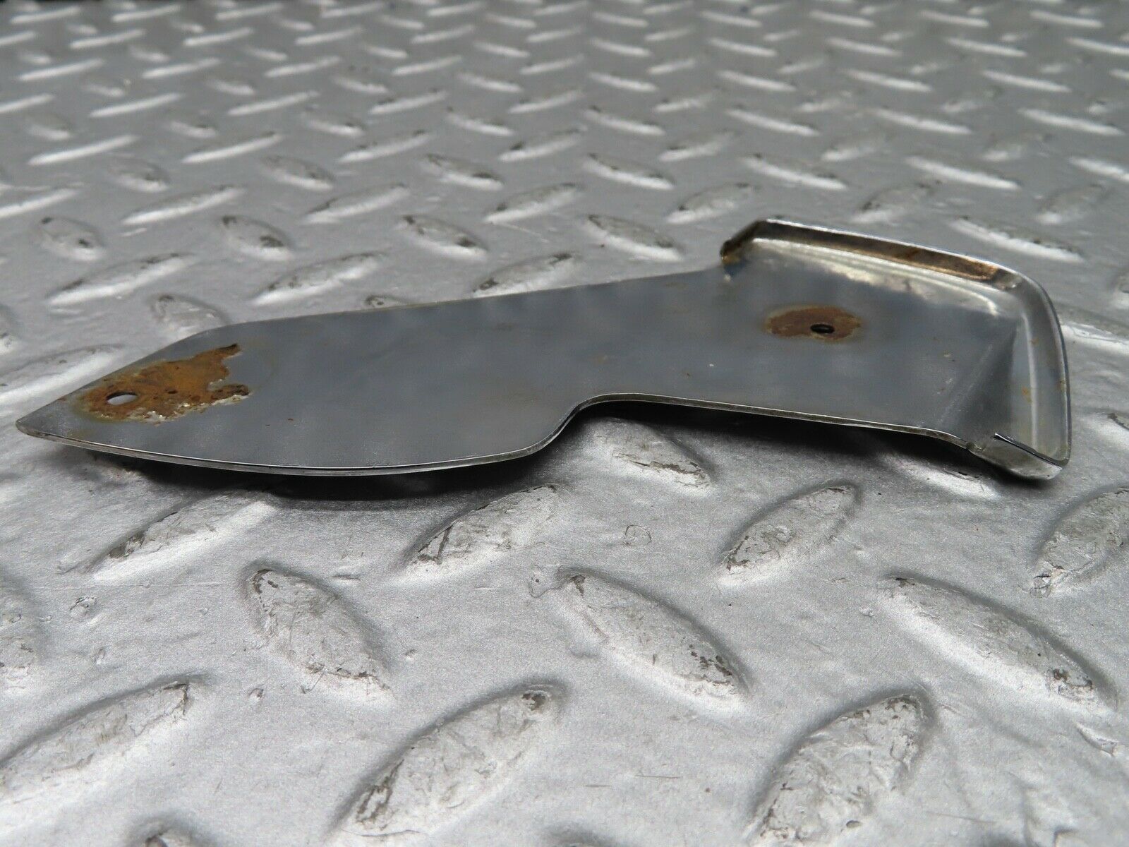 20259 Mercedes-Benz W114 280CE Coupe Left Door Chrome Cover