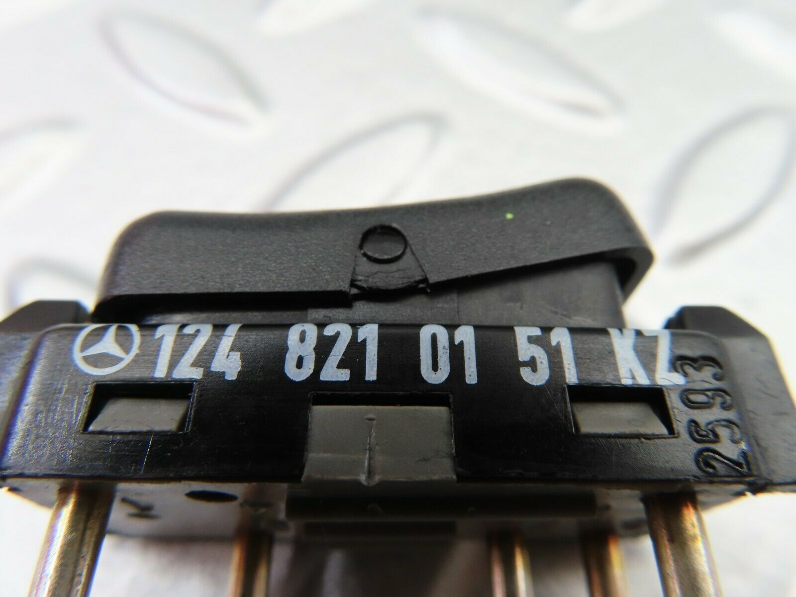 6469 Mercedes-Benz S124 E220 Wagon Windscreen Wiper Switch 1248210151