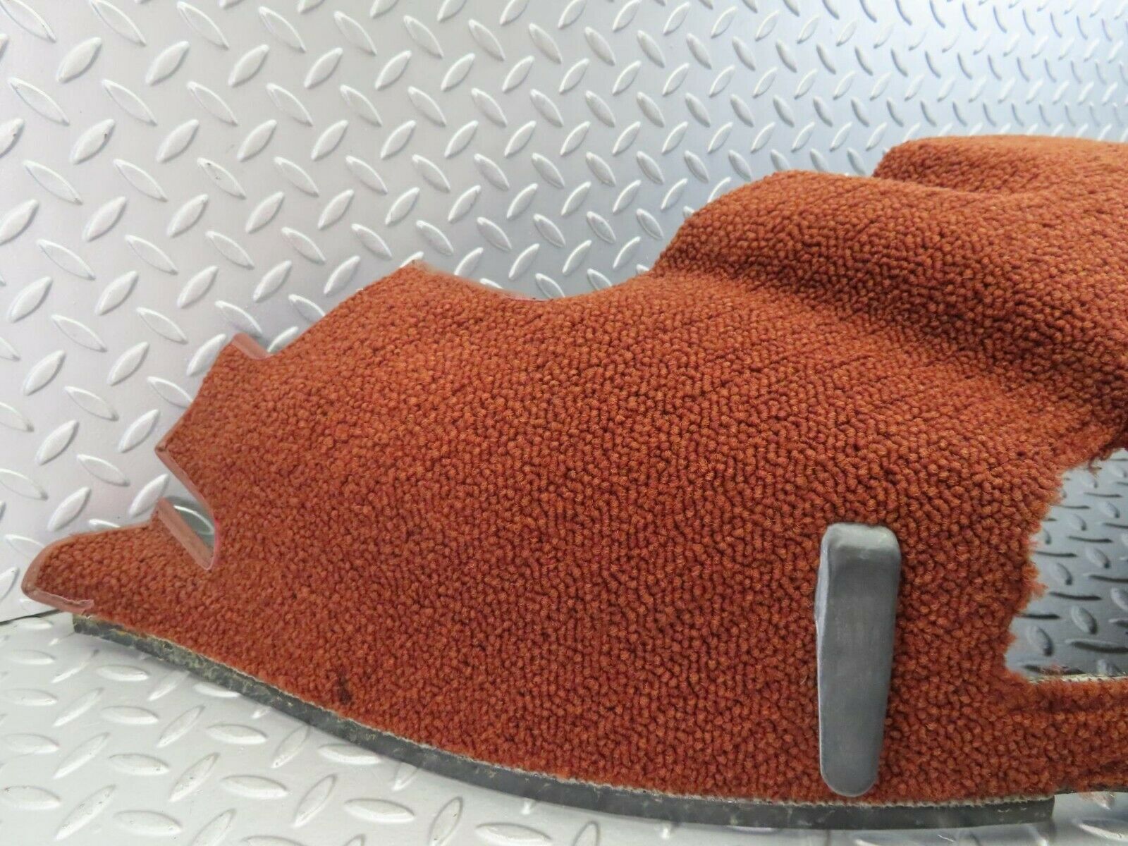 7526 Mercedes-Benz S123 230TE Wagon Wheel Arch Cover Left 1236921589